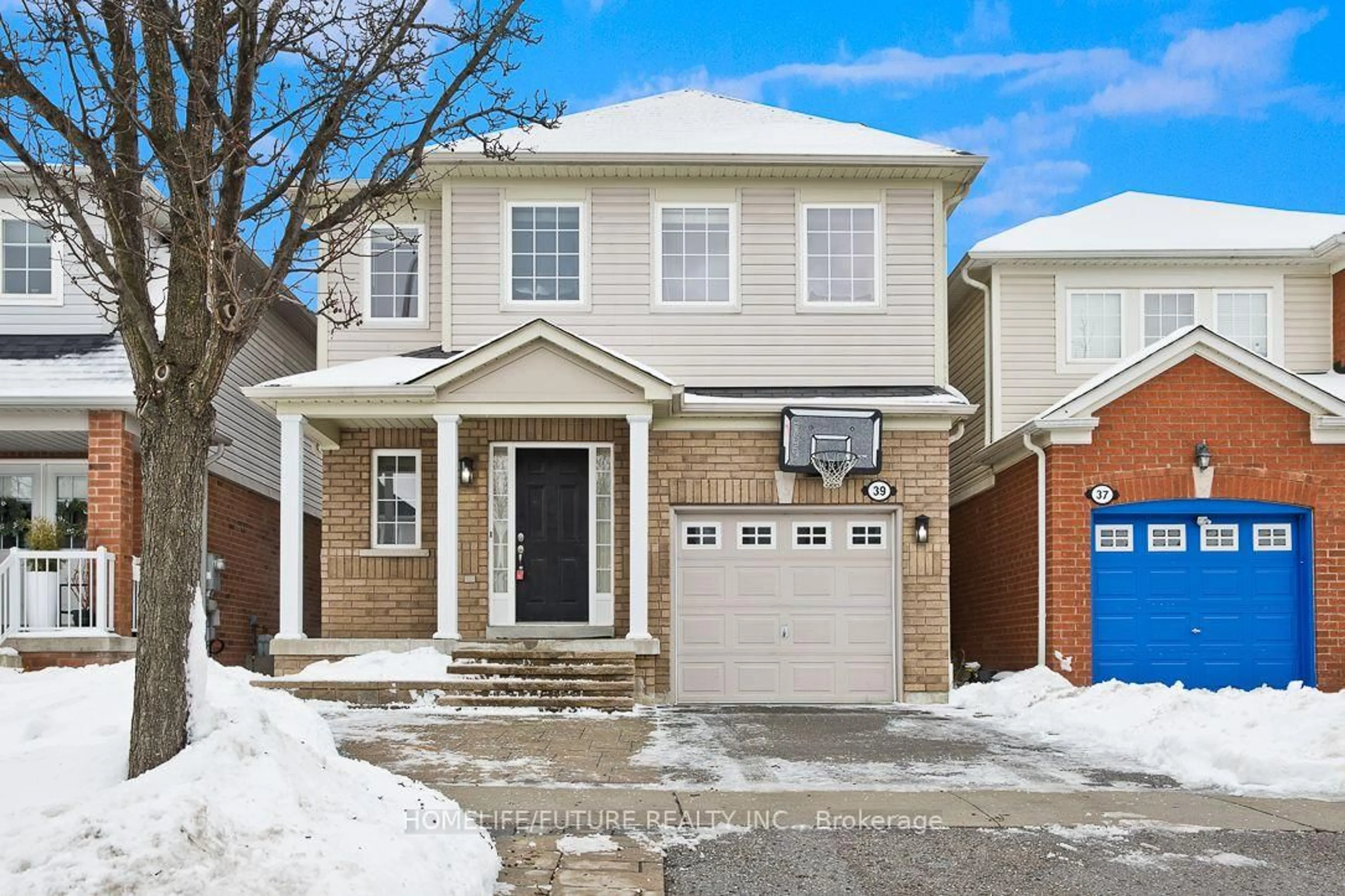 Home with brick exterior material, street for 39 Harkness Dr, Whitby Ontario L1R 0C5