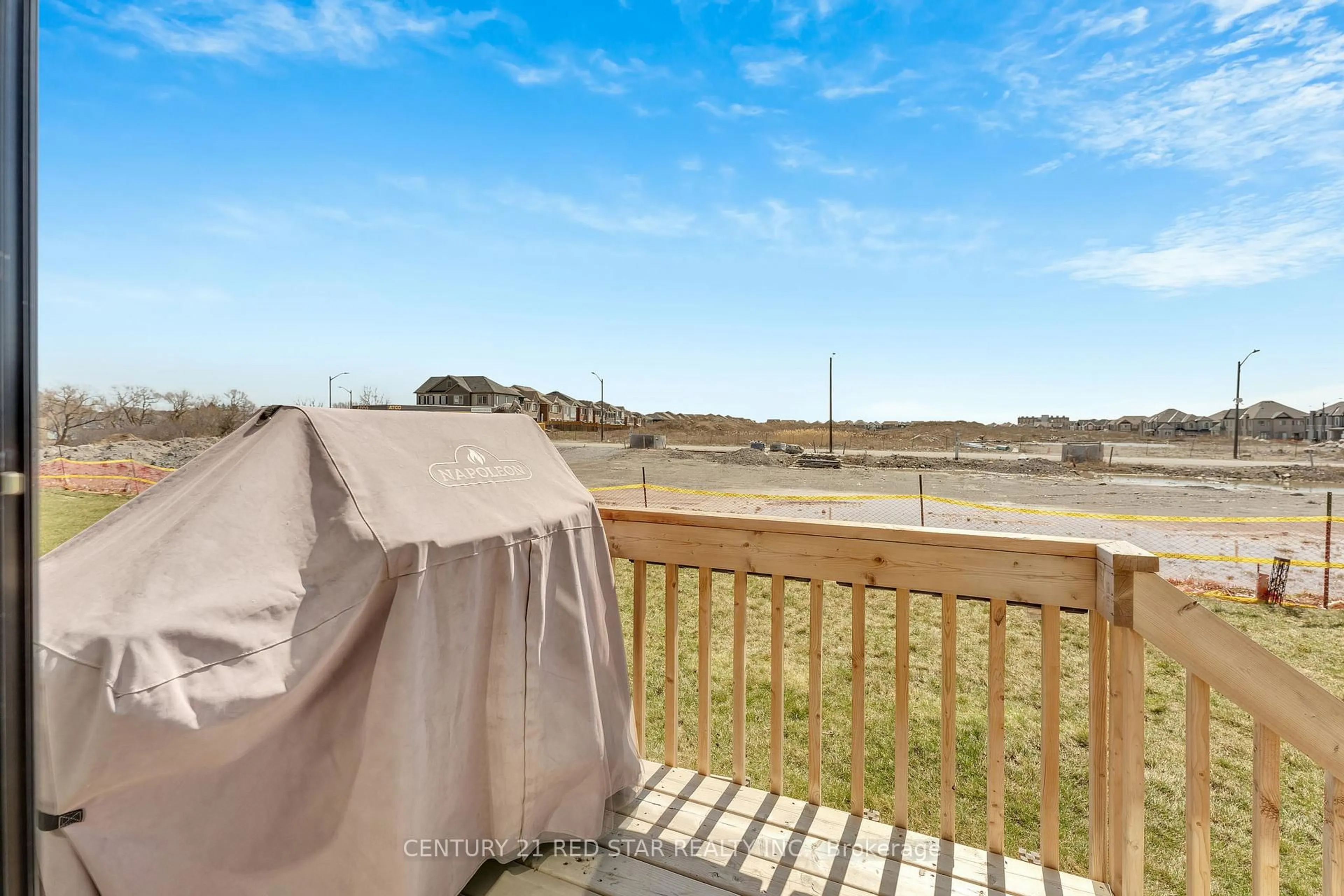 Patio, water/lake/river/ocean view for 104 Closson Dr, Whitby Ontario L1P 0M8