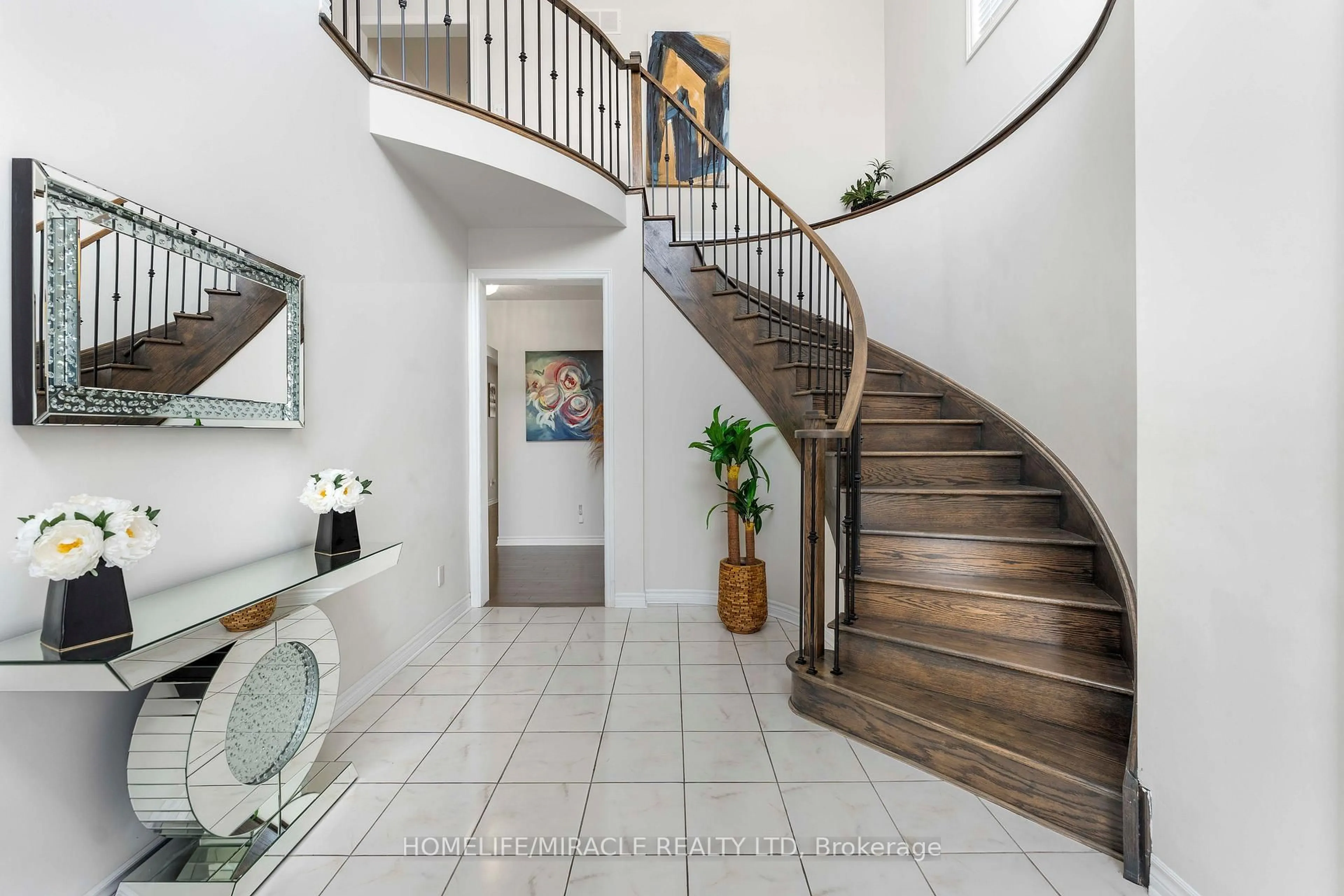 Unknown for 925 Greenhill Ave, Oshawa Ontario L1K 0X9