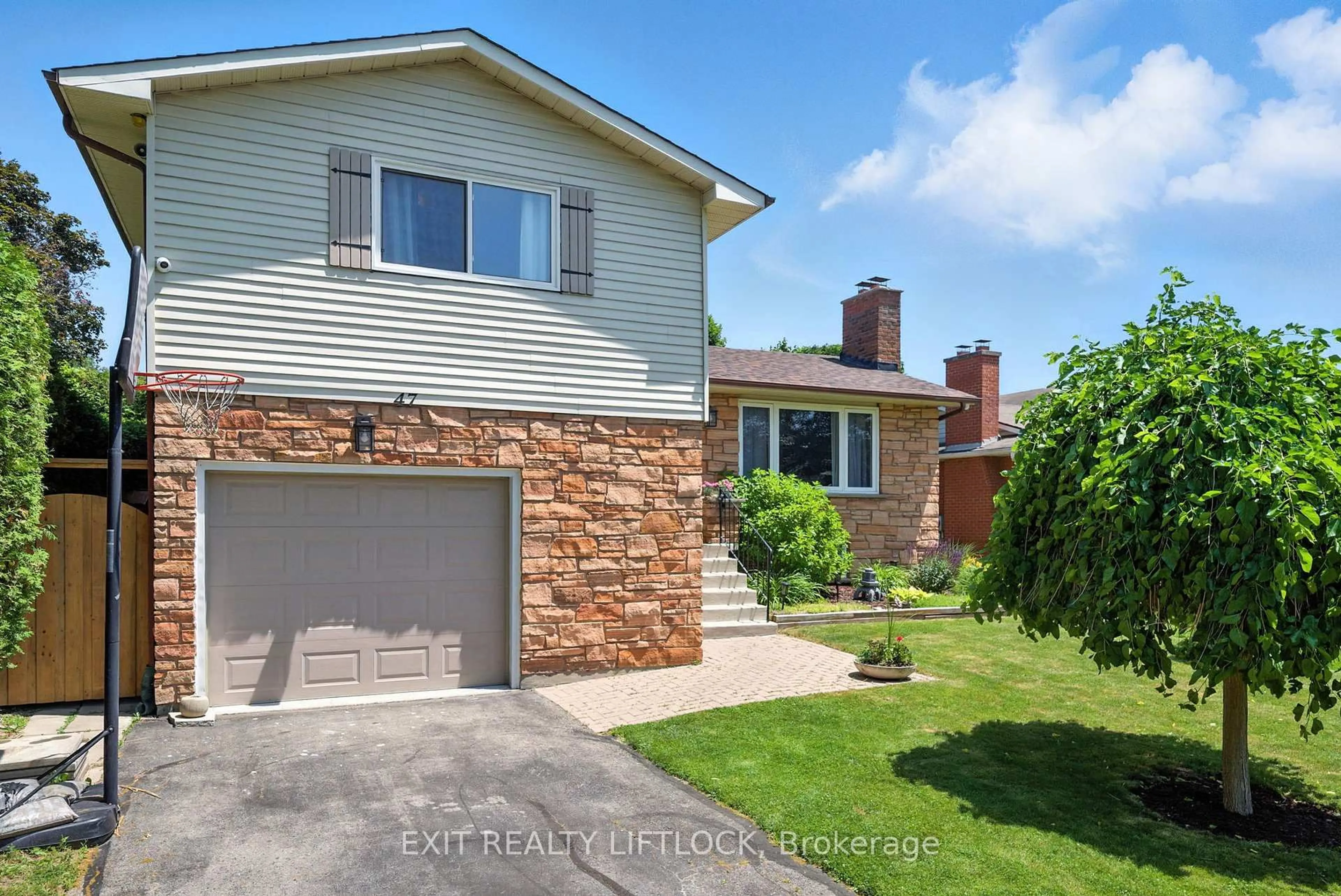 Home with brick exterior material, street for 47 Martindale St, Oshawa Ontario L1H 6W7