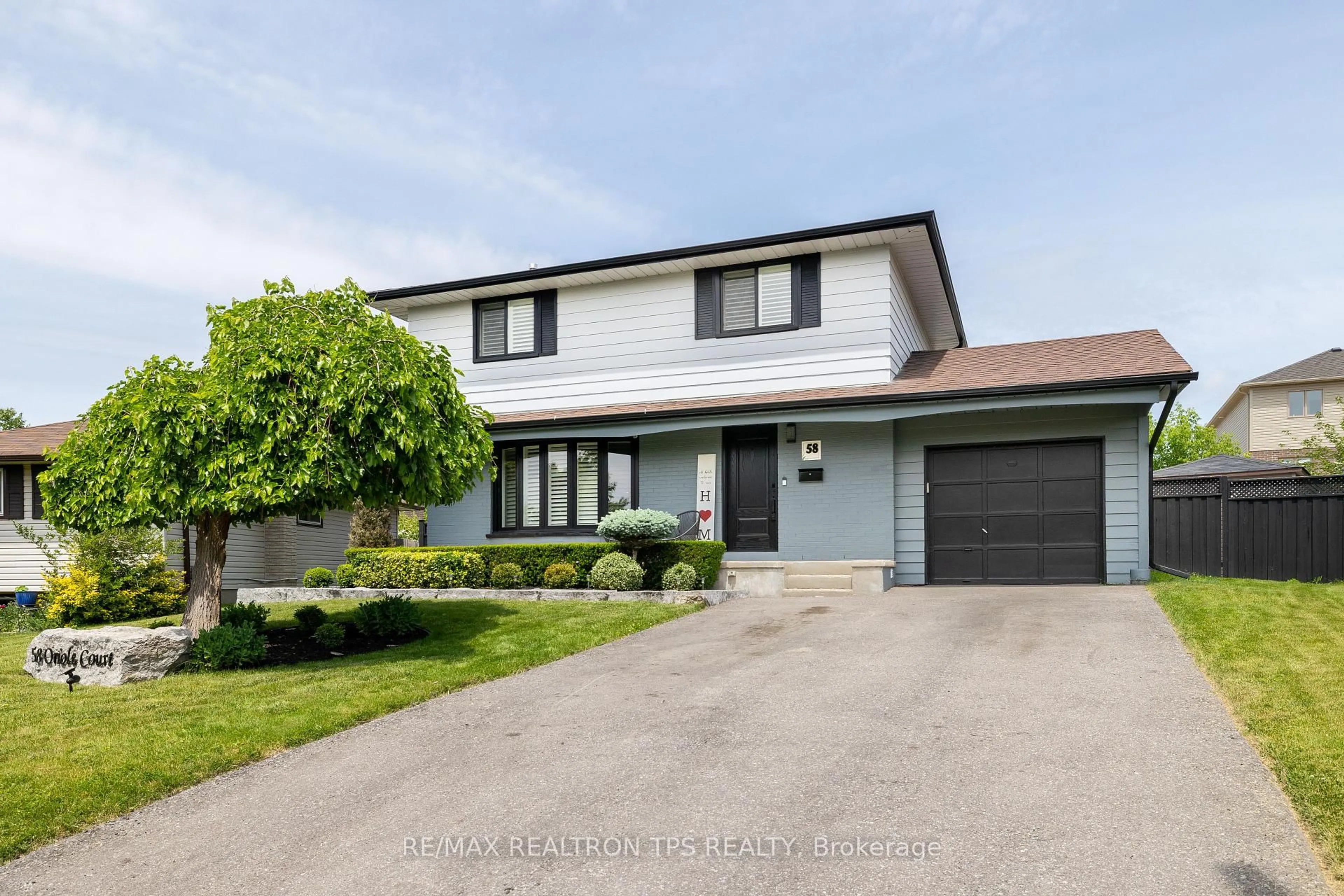 Unknown for 58 Oriole Crt, Oshawa Ontario L1H 6Y5