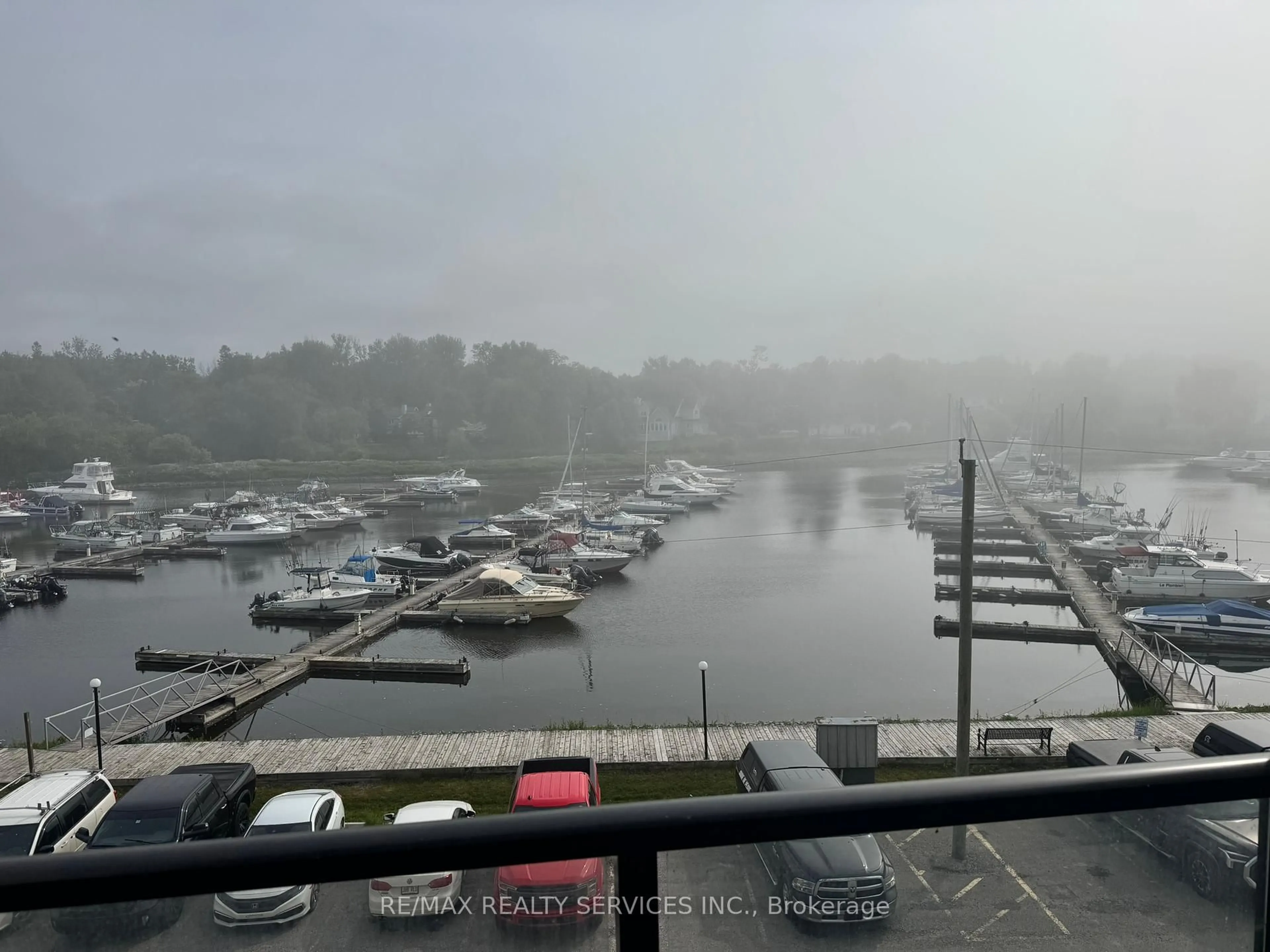 Blurry image for 70 Shipway Ave #211, Clarington Ontario L1B 0V7