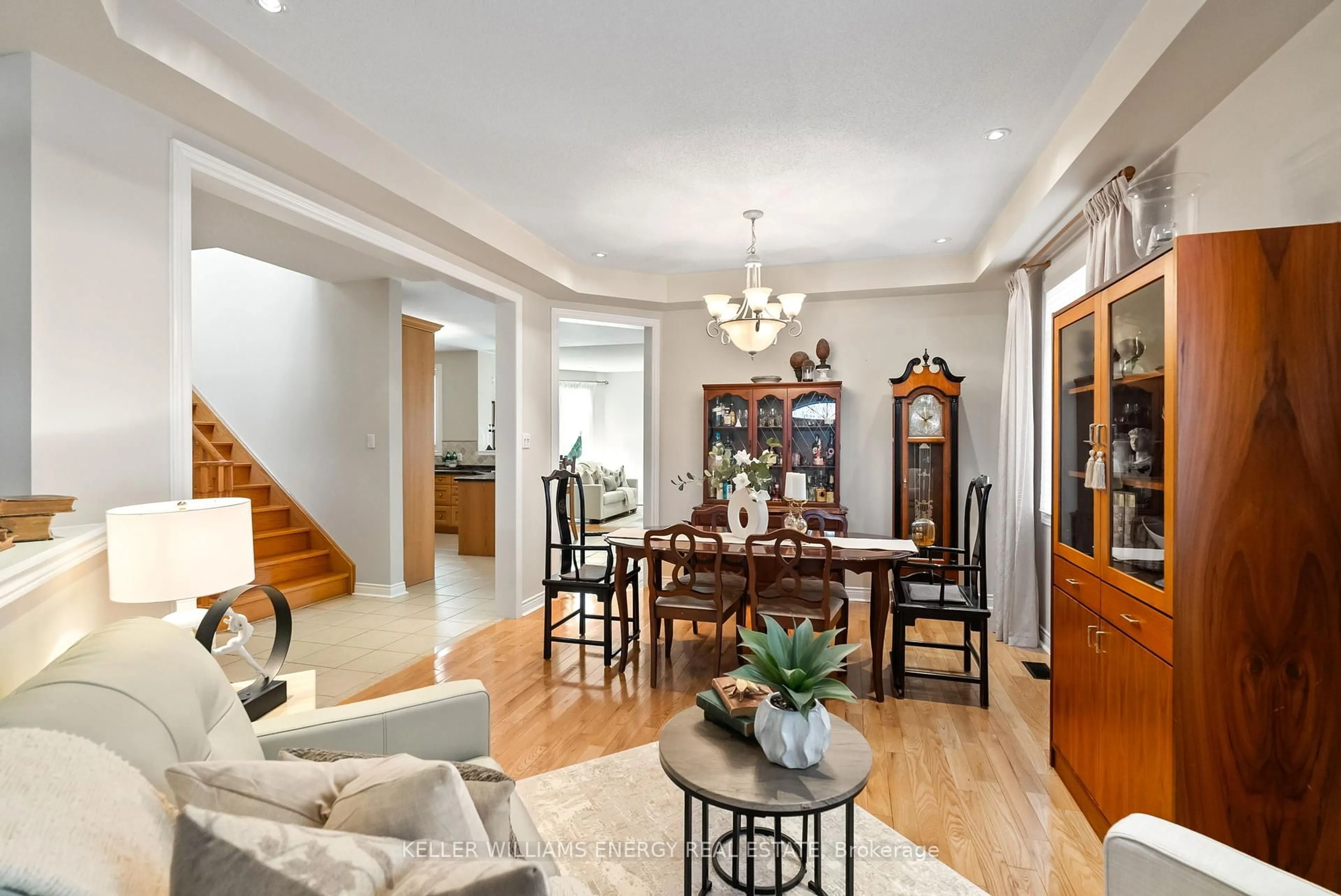 Unknown for 40 Tormina Blvd, Whitby Ontario L1R 3B4