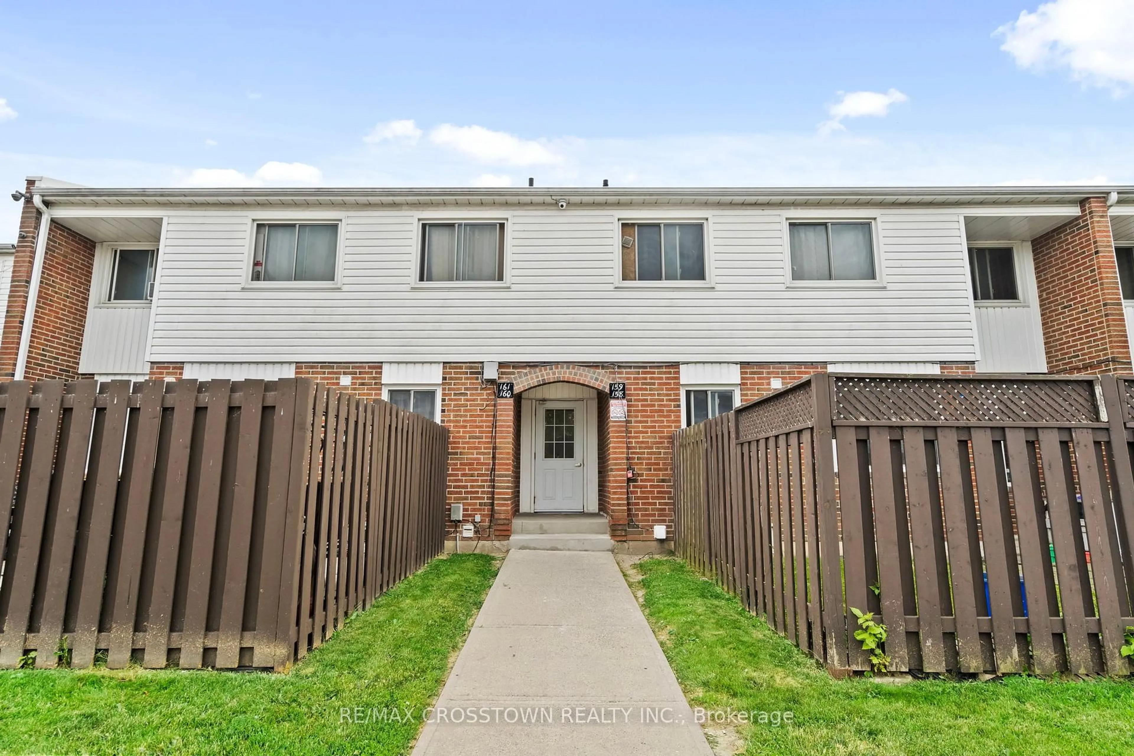 A pic from outside/outdoor area/front of a property/back of a property/a pic from drone, unknown for 1010 Glen St #159, Oshawa Ontario L1J 6J2