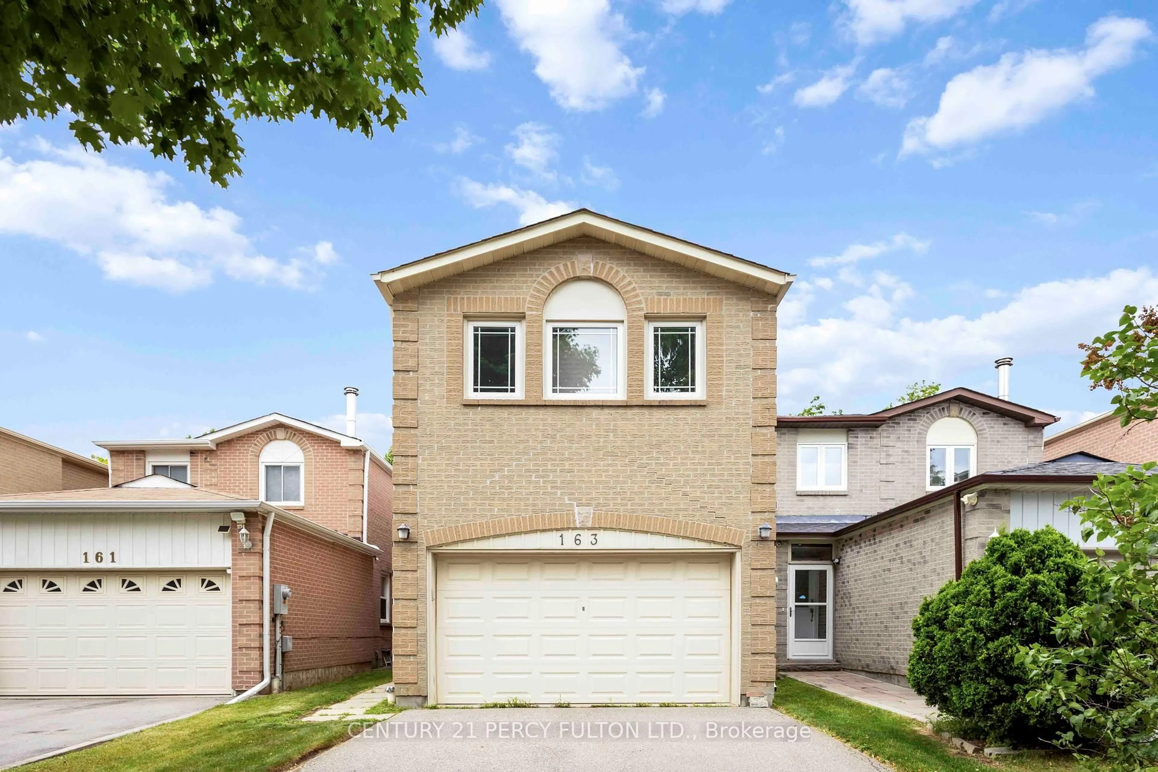Home with brick exterior material, street for 163 Roxanne Cres, Toronto Ontario M1V 4G8