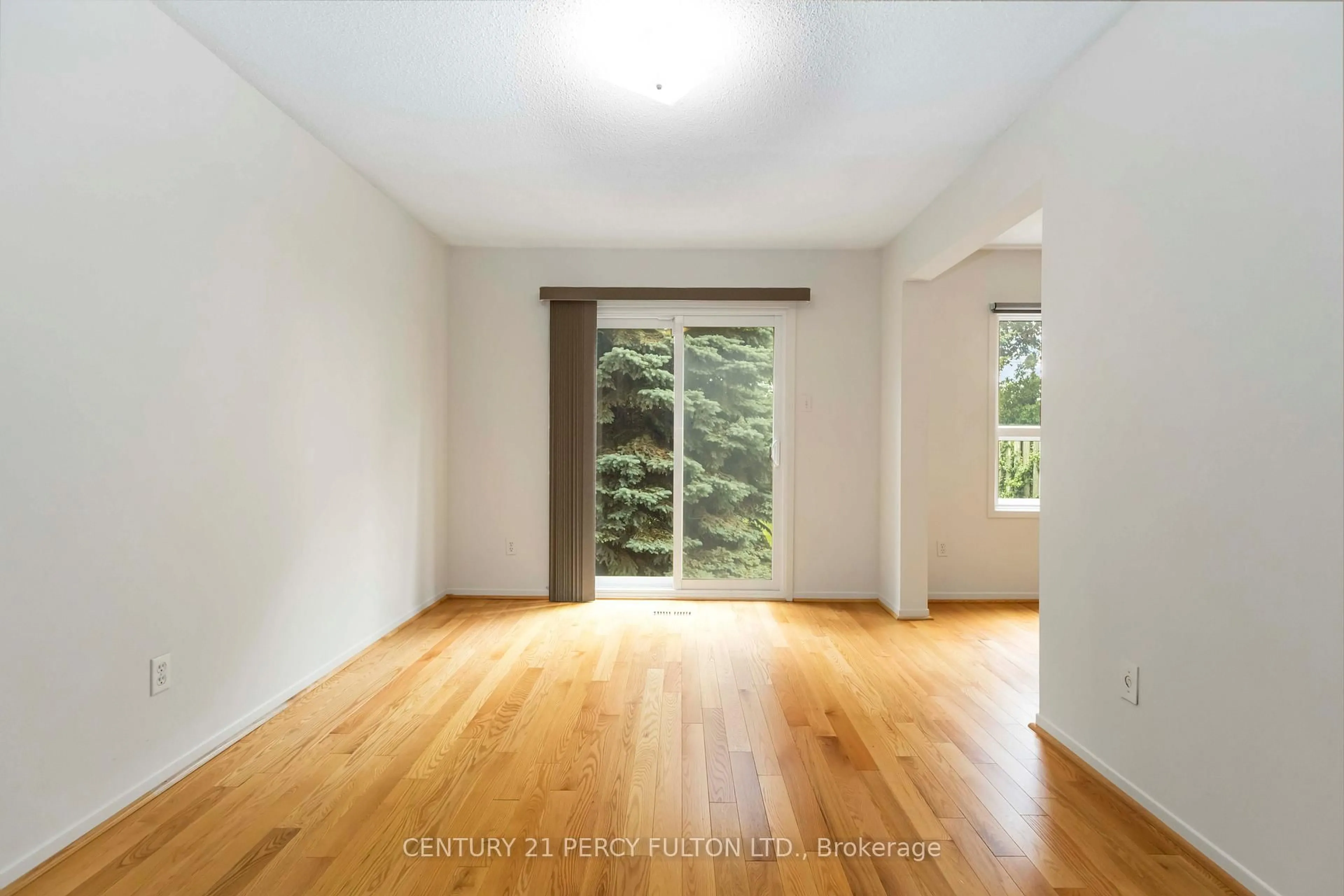 Unknown for 163 Roxanne Cres, Toronto Ontario M1V 4G8