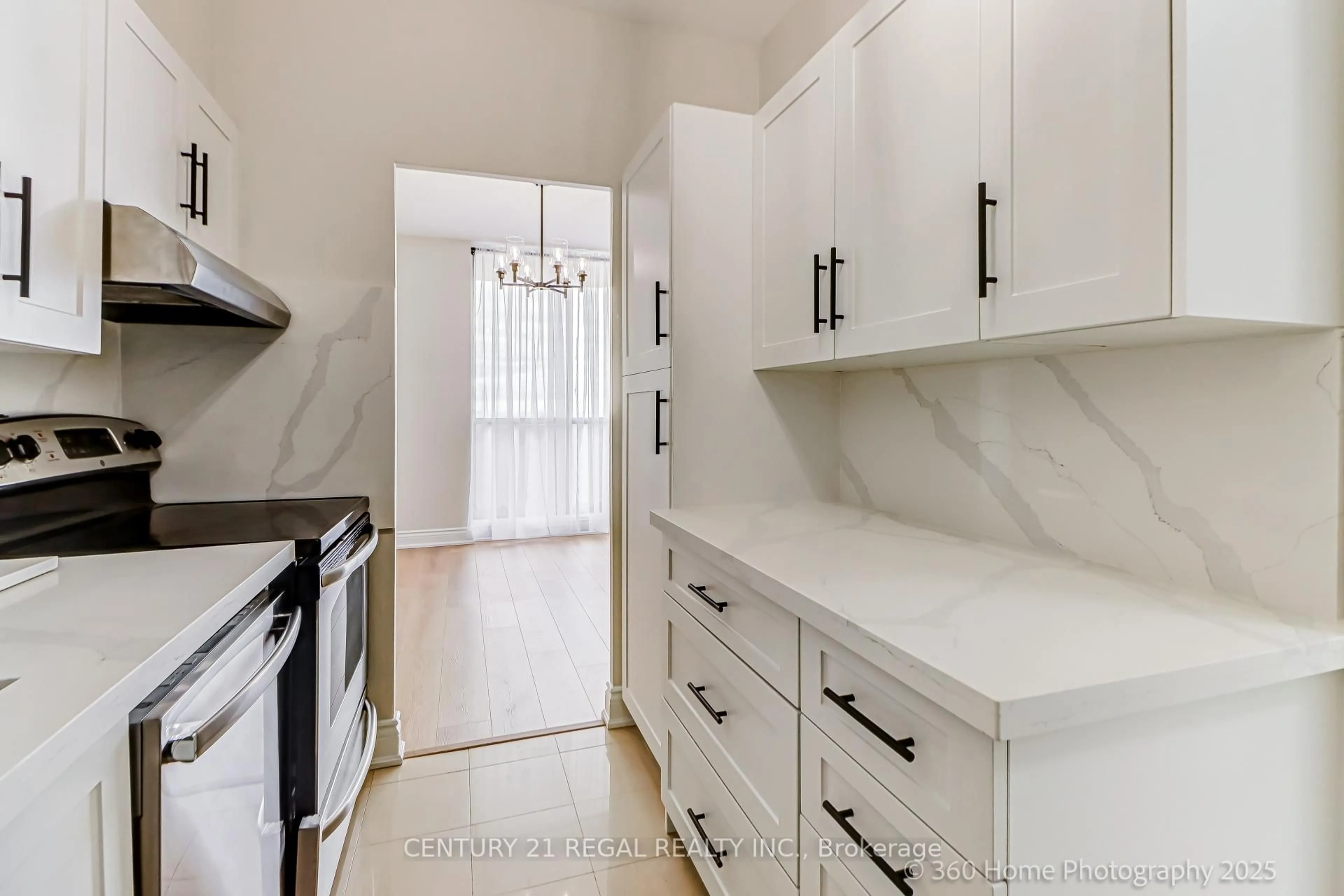 Standard kitchen, ceramic/tile floor for 5 Massey Sq #Ph06, Toronto Ontario M4C 5L6