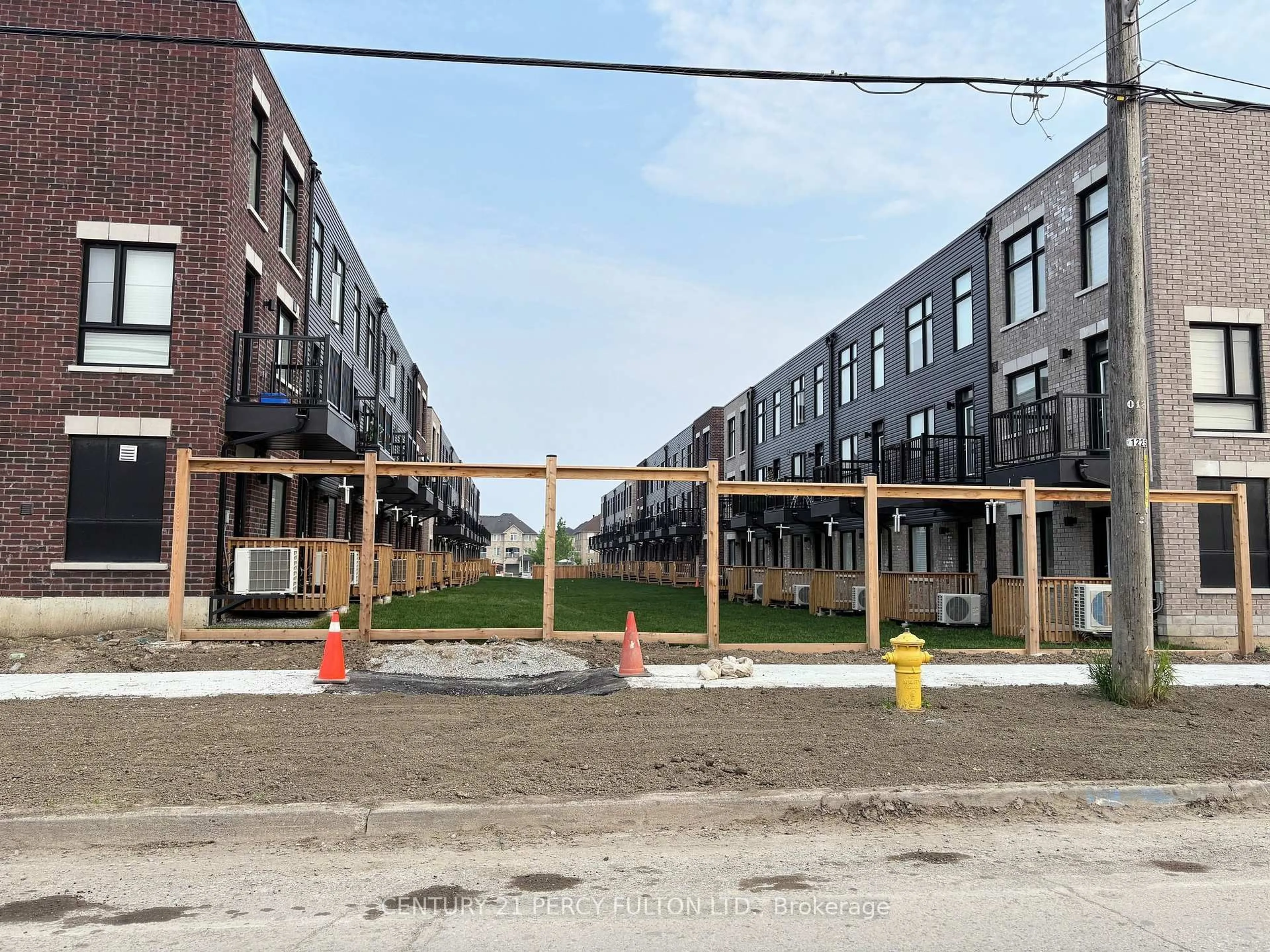 Unknown for 17 Bateson St, Ajax Ontario L1S 7M3