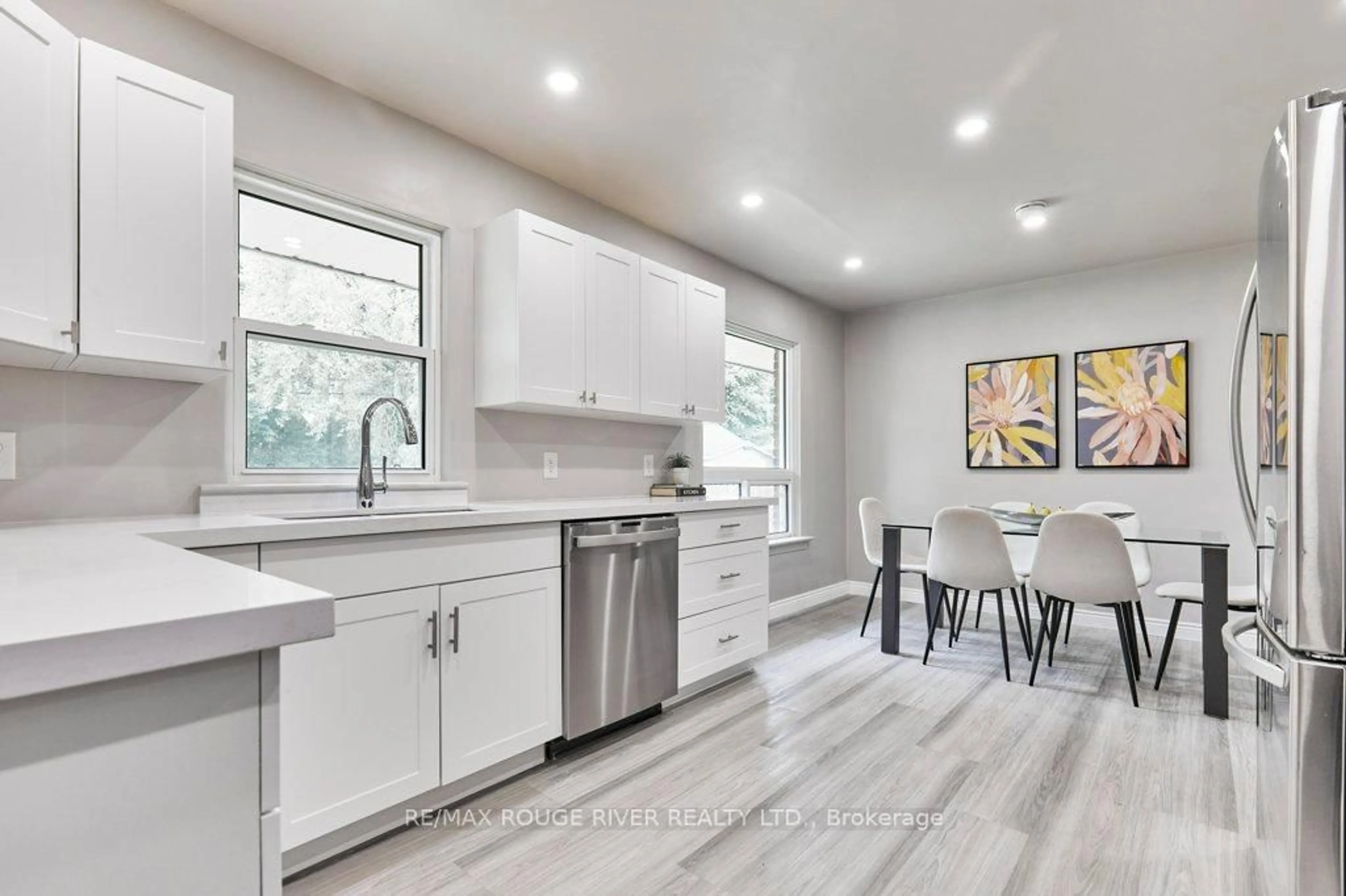 Open concept kitchen, ceramic/tile floor for 786 Mary St, Oshawa Ontario L1G 5G3