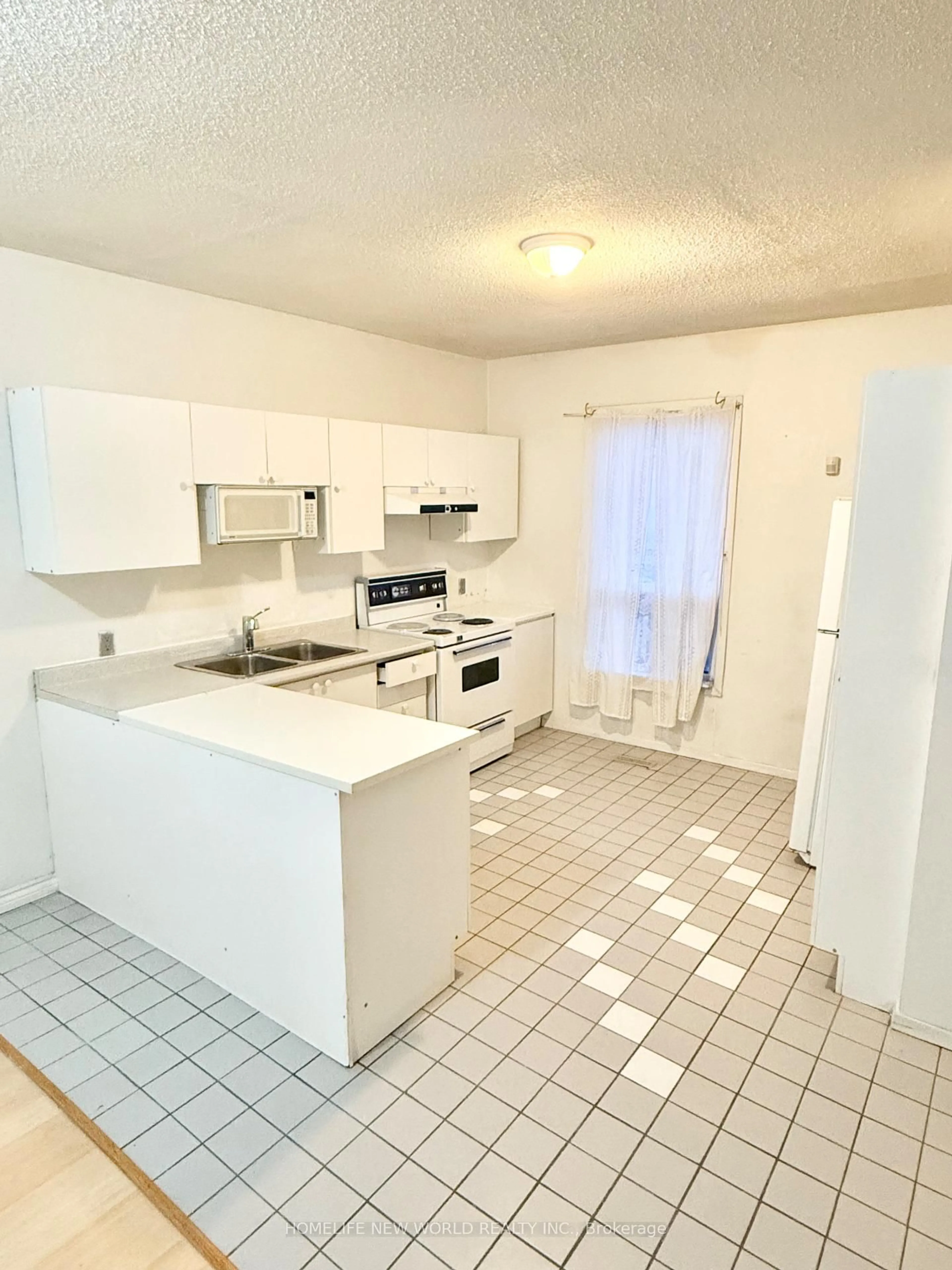 Standard kitchen, unknown for 288 Jones Ave, Toronto Ontario M4M 3A6