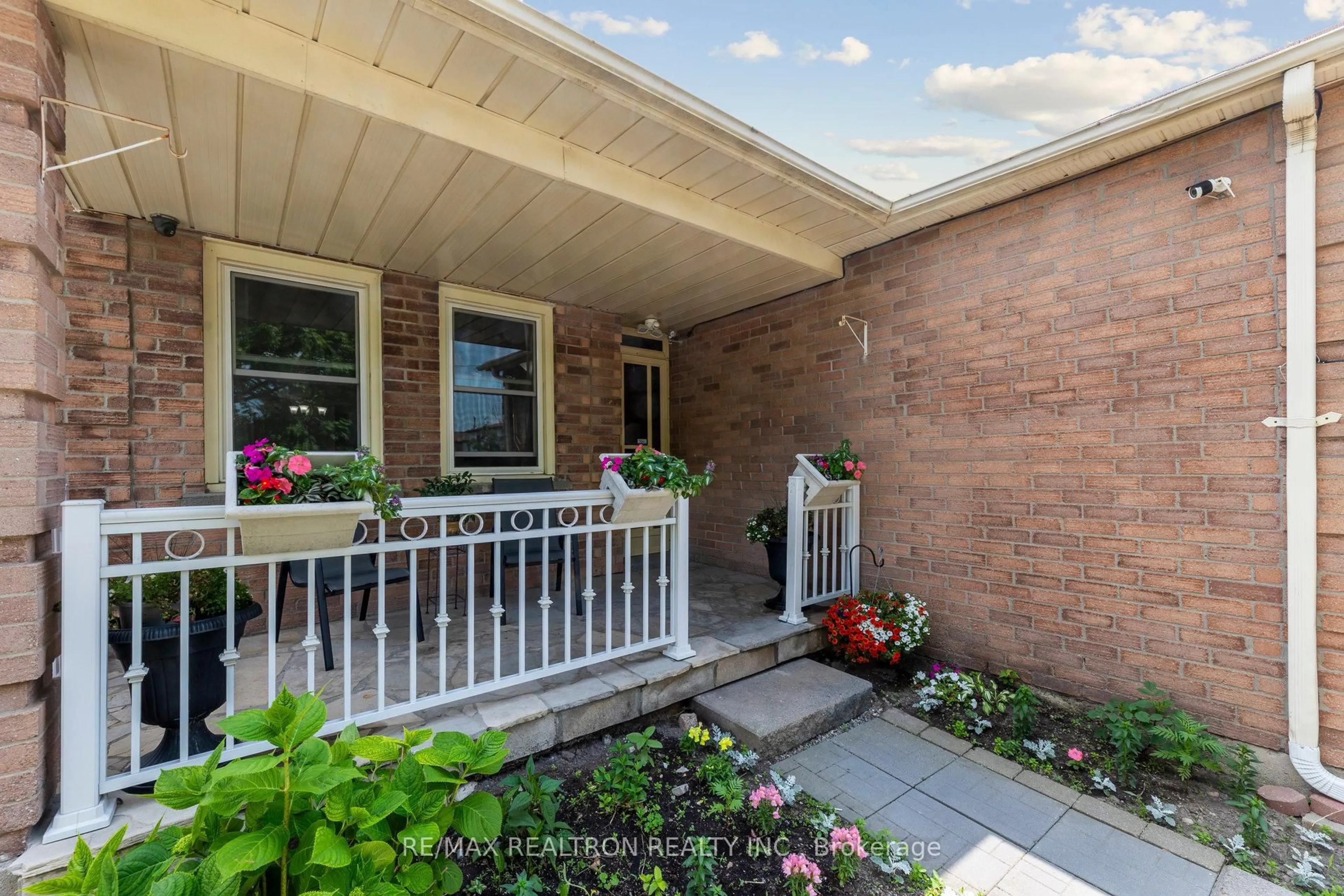 Home with brick exterior material, street for 6 Gardiner Dr, Ajax Ontario L1S 5Z2