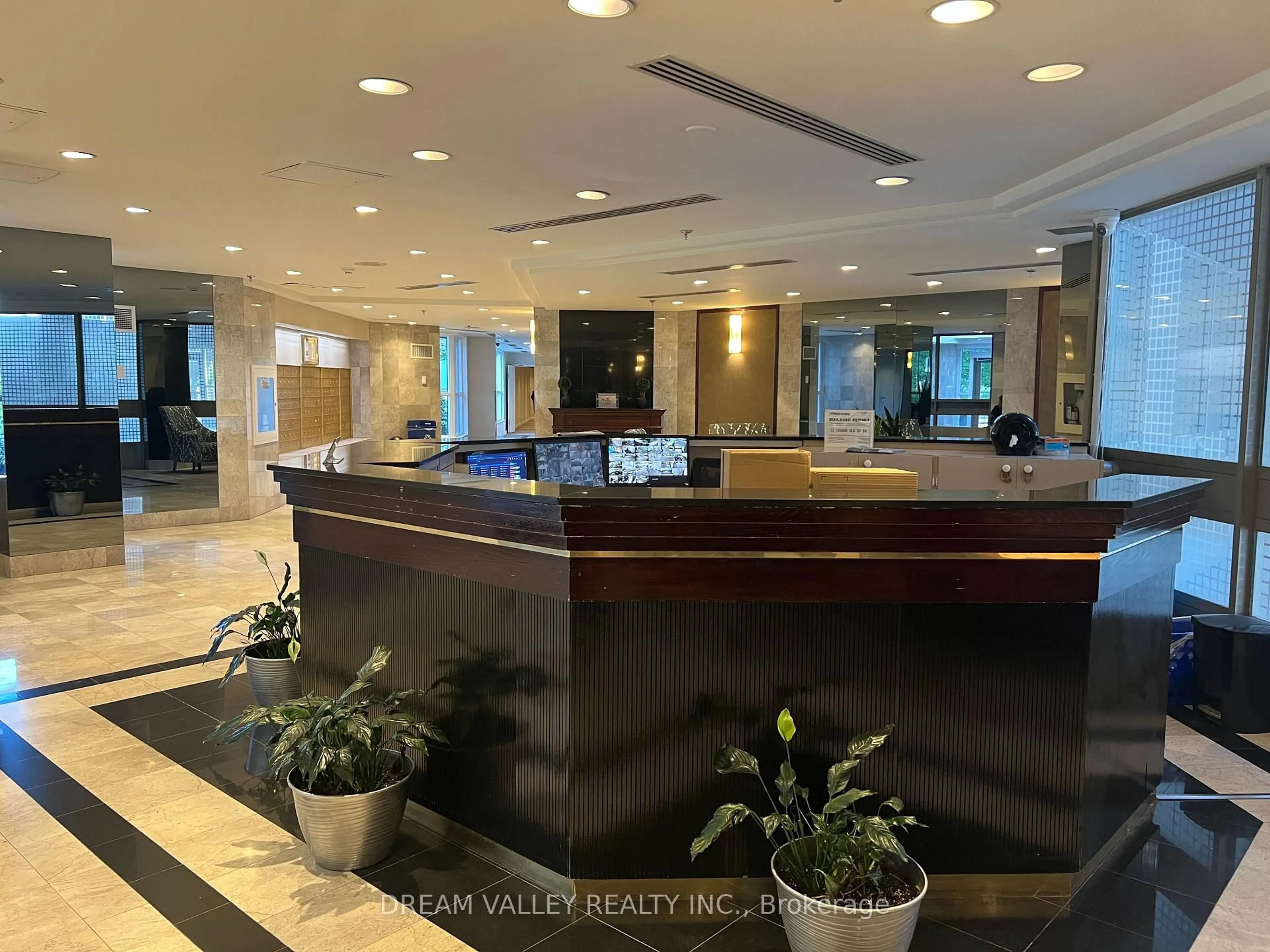 Lobby for 3233 Eglinton Ave #1107, Toronto Ontario M1J 3N6