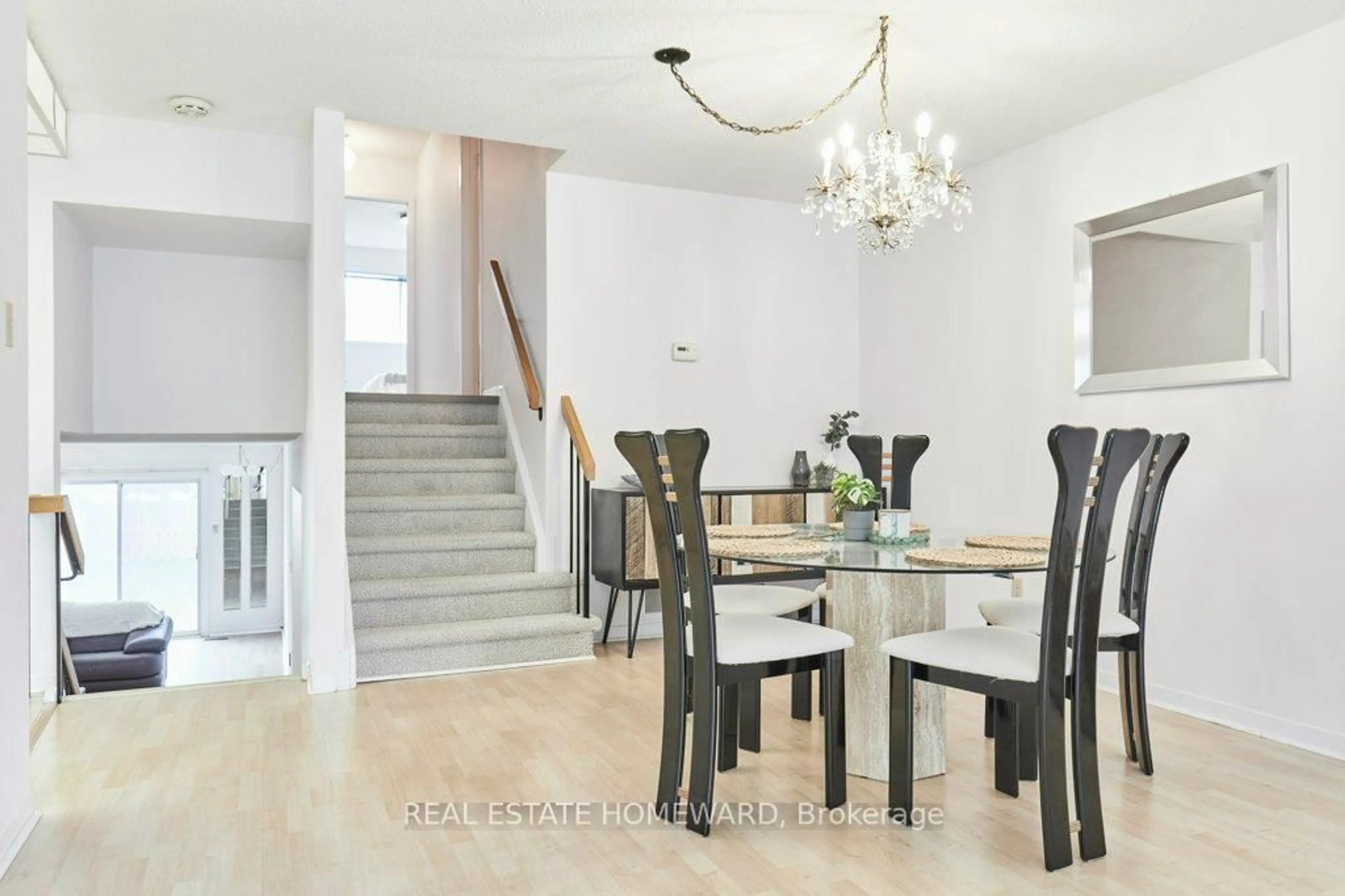 Dining room, unknown for 704 Abingdon Crt, Pickering Ontario L1W 3M7