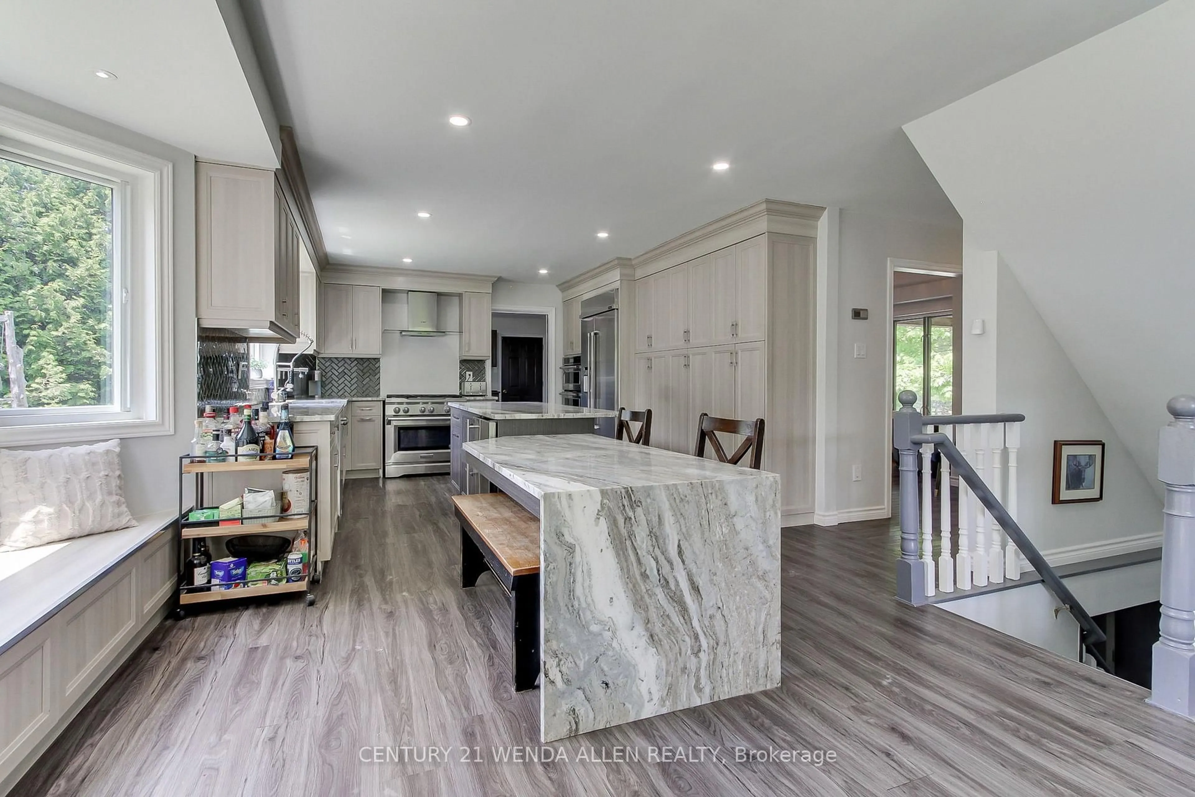 Open concept kitchen, ceramic/tile floor for 5150 Lakeridge Rd, Pickering Ontario L0B 1A0