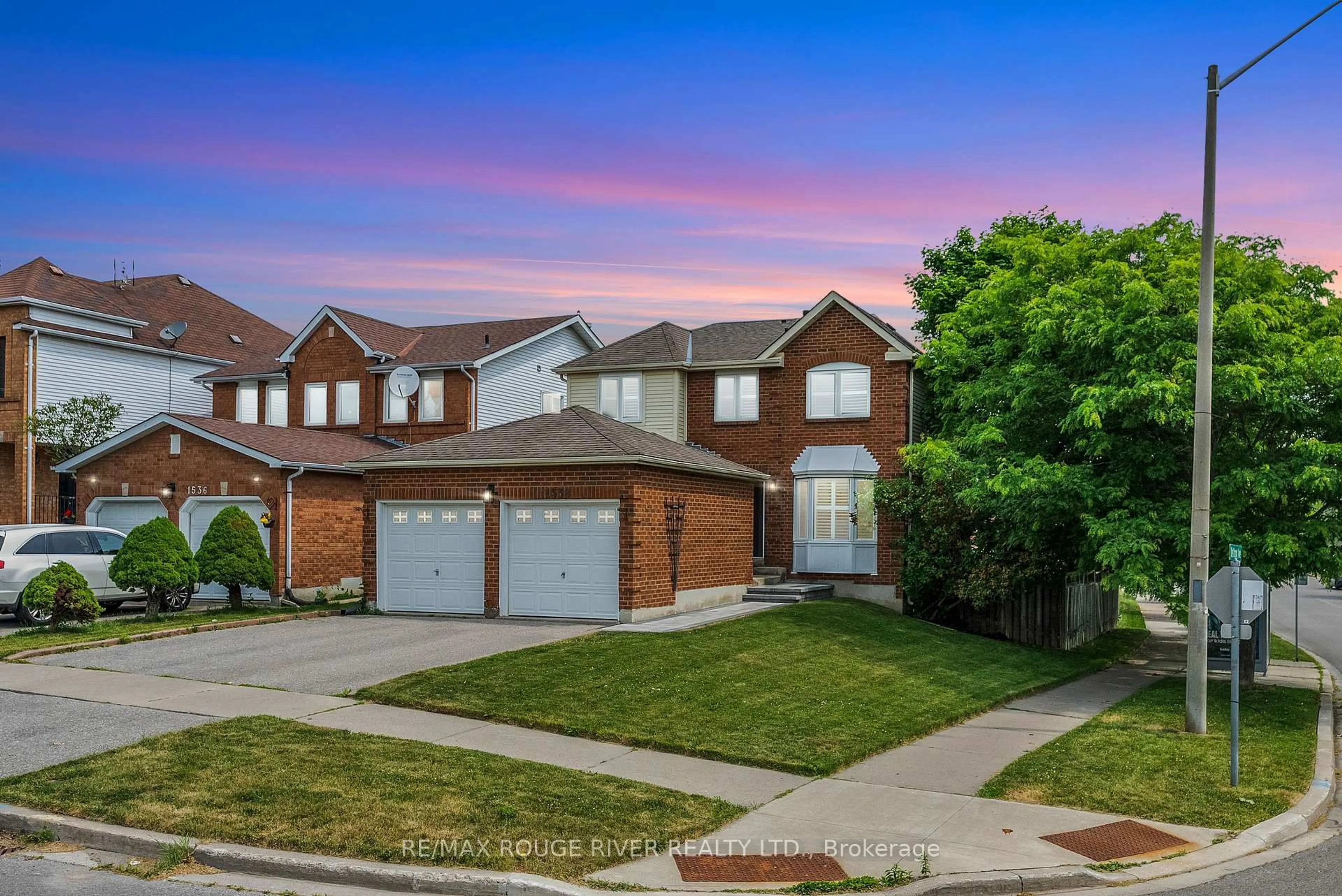 Home with brick exterior material, street for 1538 Major Oaks Rd, Pickering Ontario L1X 2L8