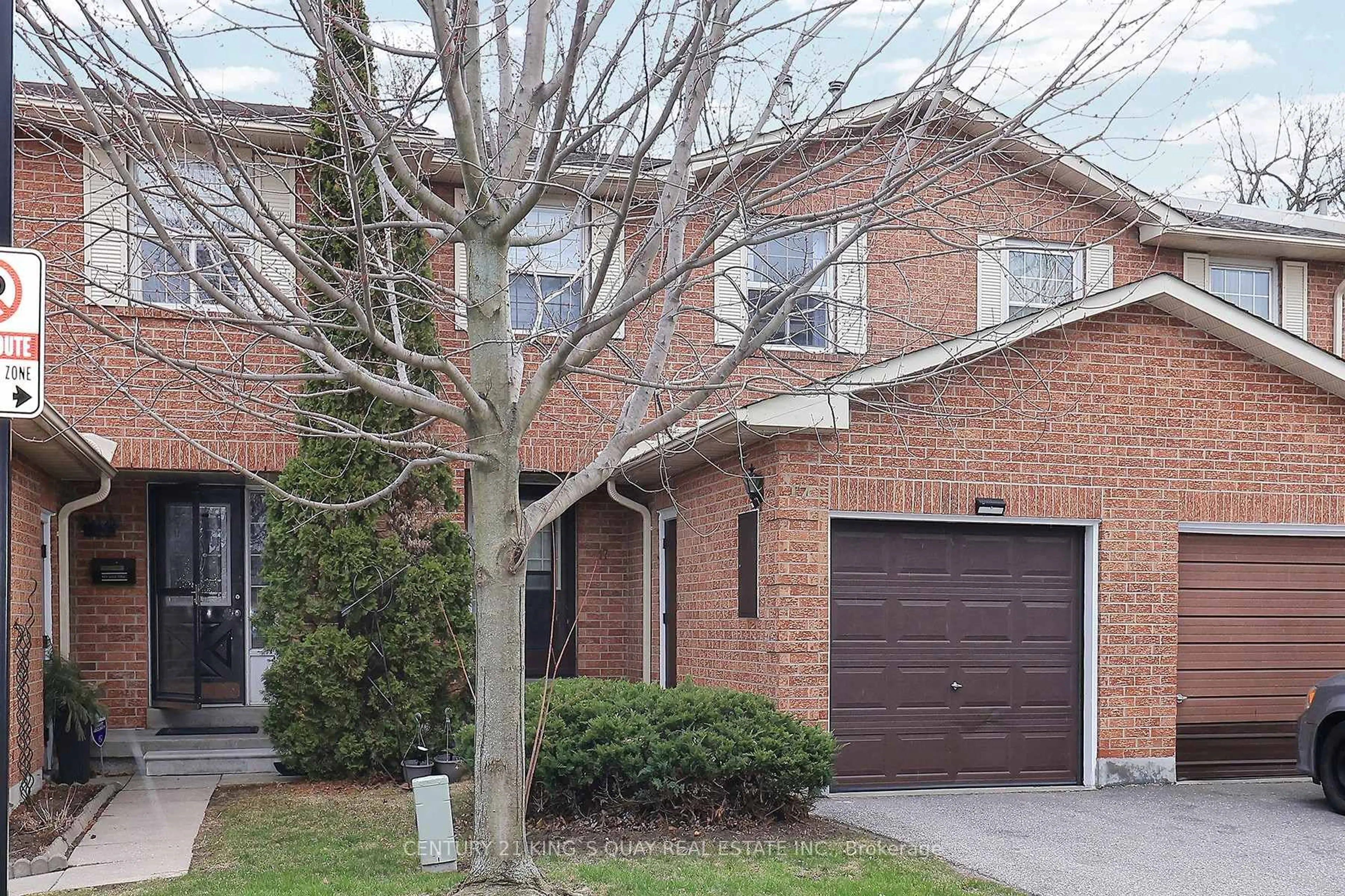 Home with brick exterior material, street for 25 Whitecap Blvd #17, Toronto Ontario M1M 2Y5