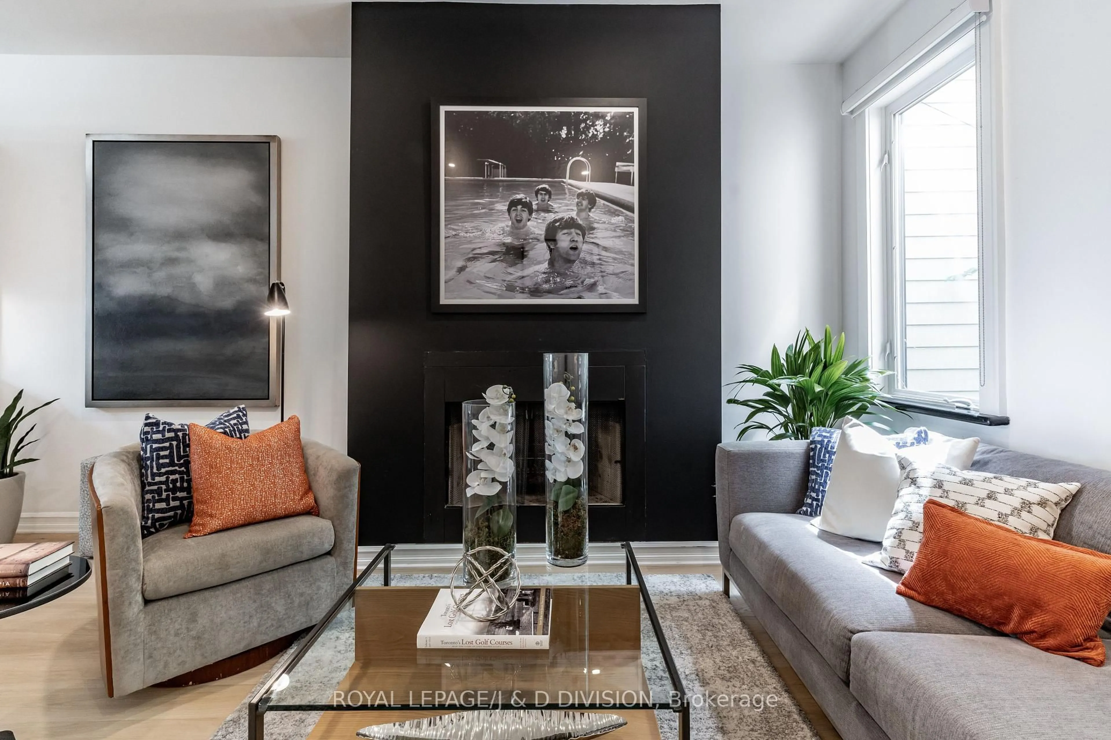 Living room with furniture, unknown for 59 Austin Ave, Toronto Ontario M4M 1V7
