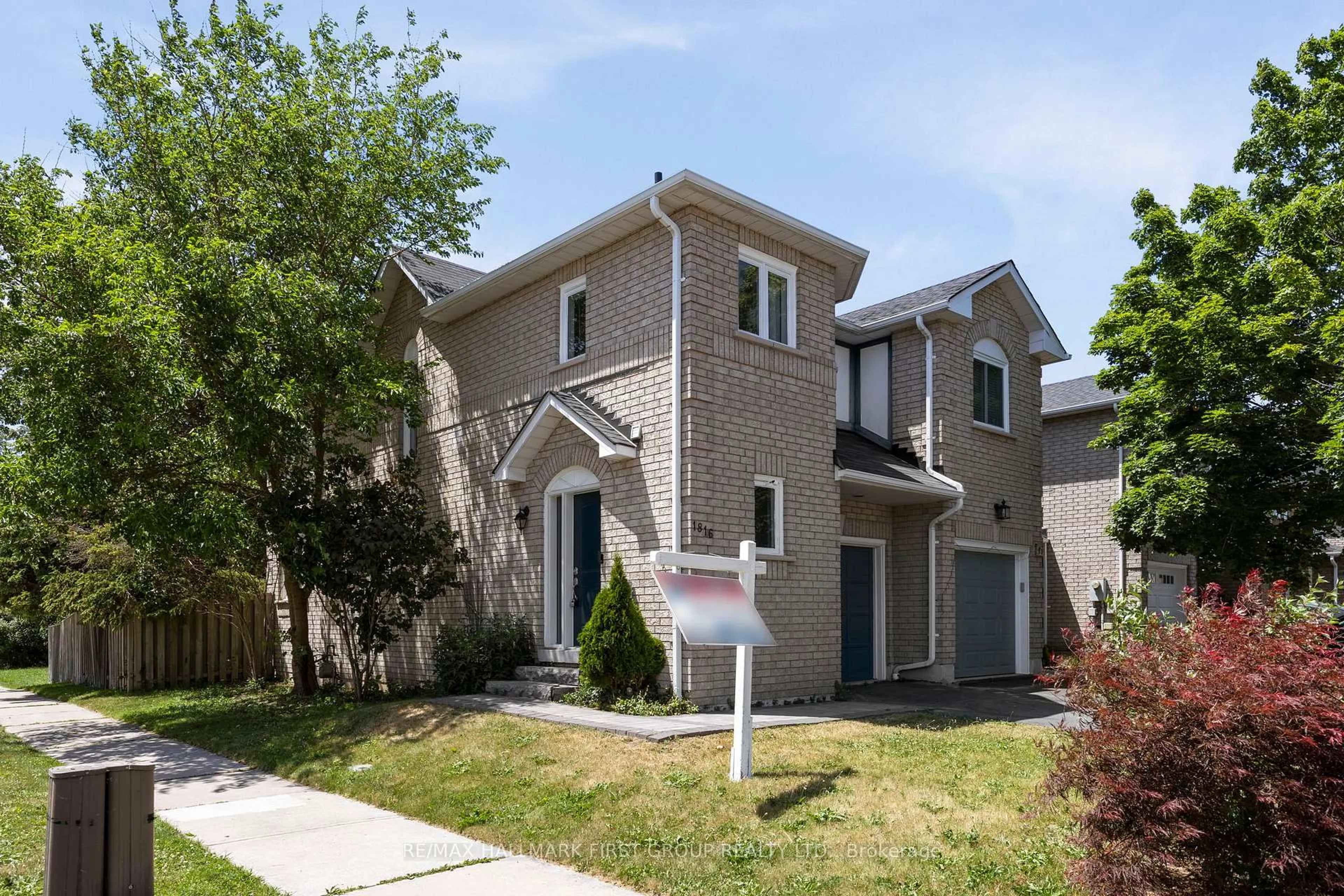 Home with brick exterior material, street for 1816 Nordane Dr, Pickering Ontario L1V 6Z7