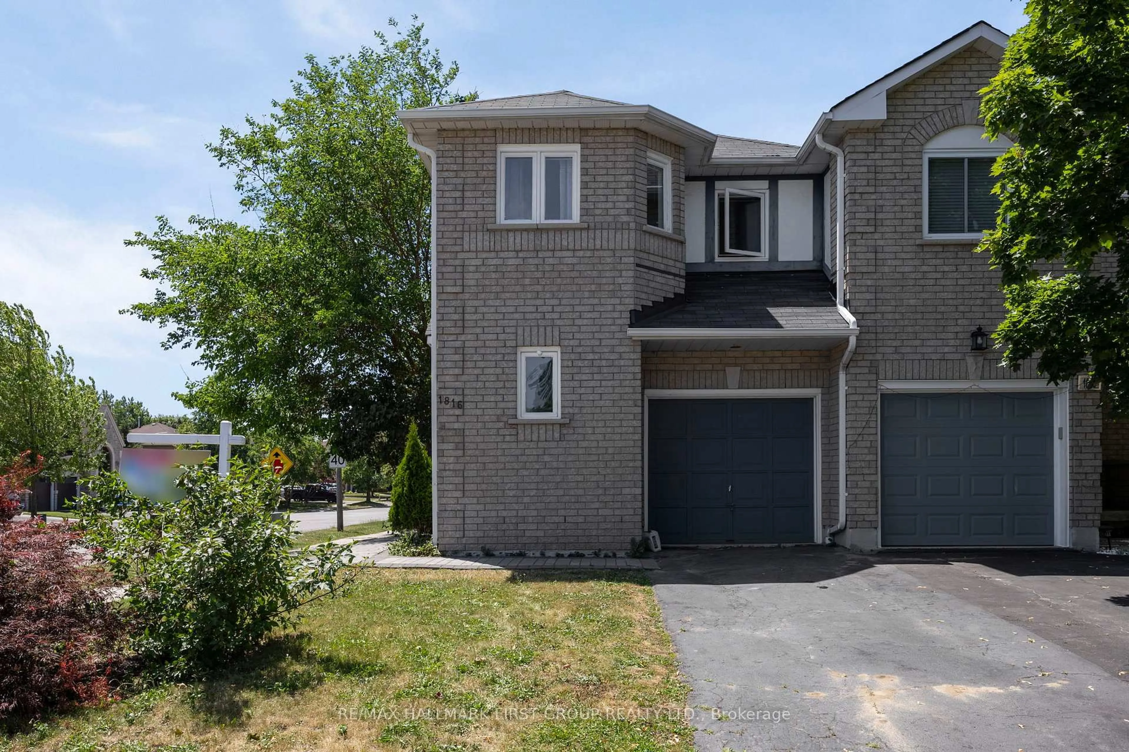 A pic from outside/outdoor area/front of a property/back of a property/a pic from drone, street for 1816 Nordane Dr, Pickering Ontario L1V 6Z7