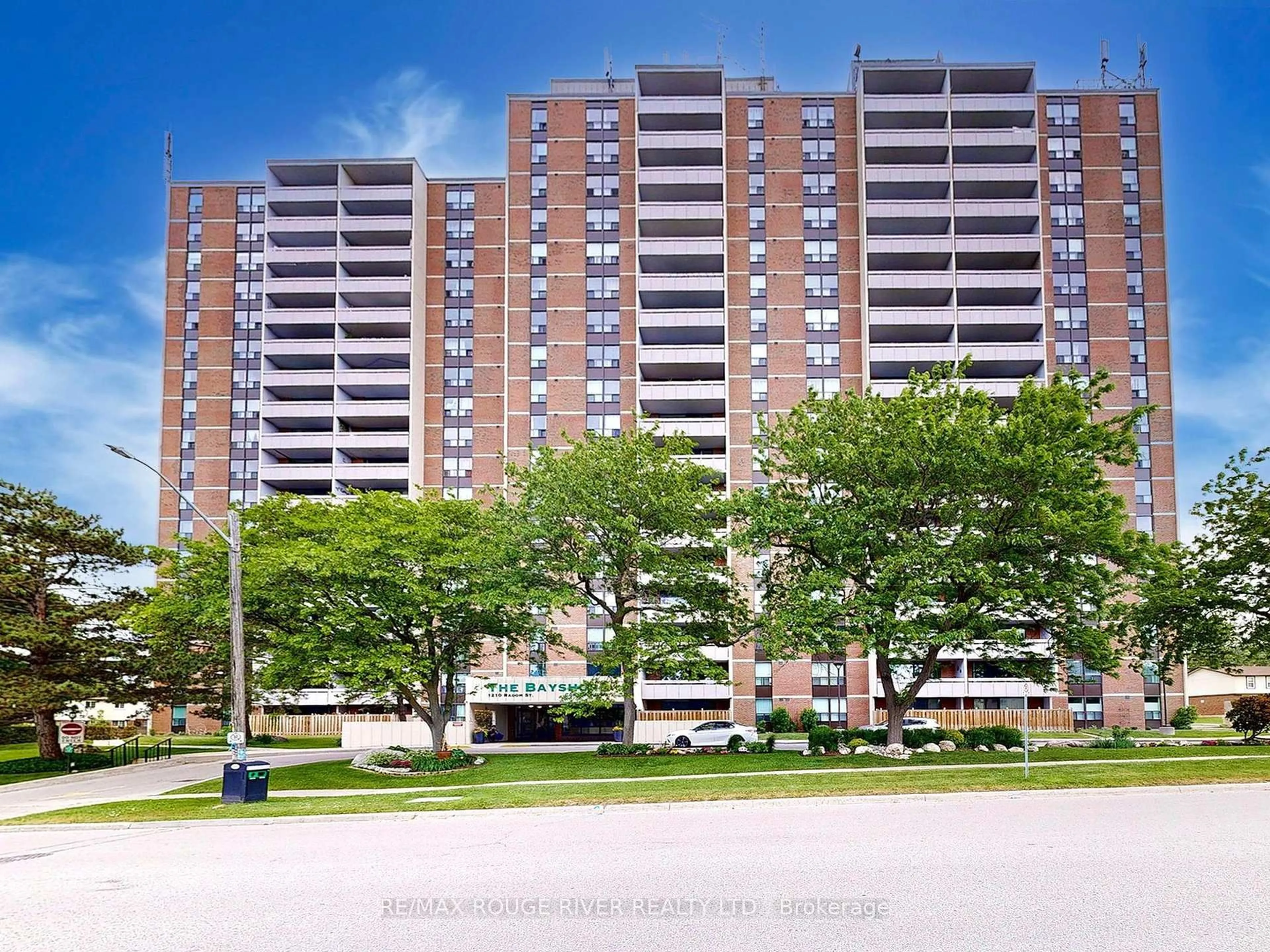 Unknown for 1210 Radom St #503, Pickering Ontario L1W 2Z3