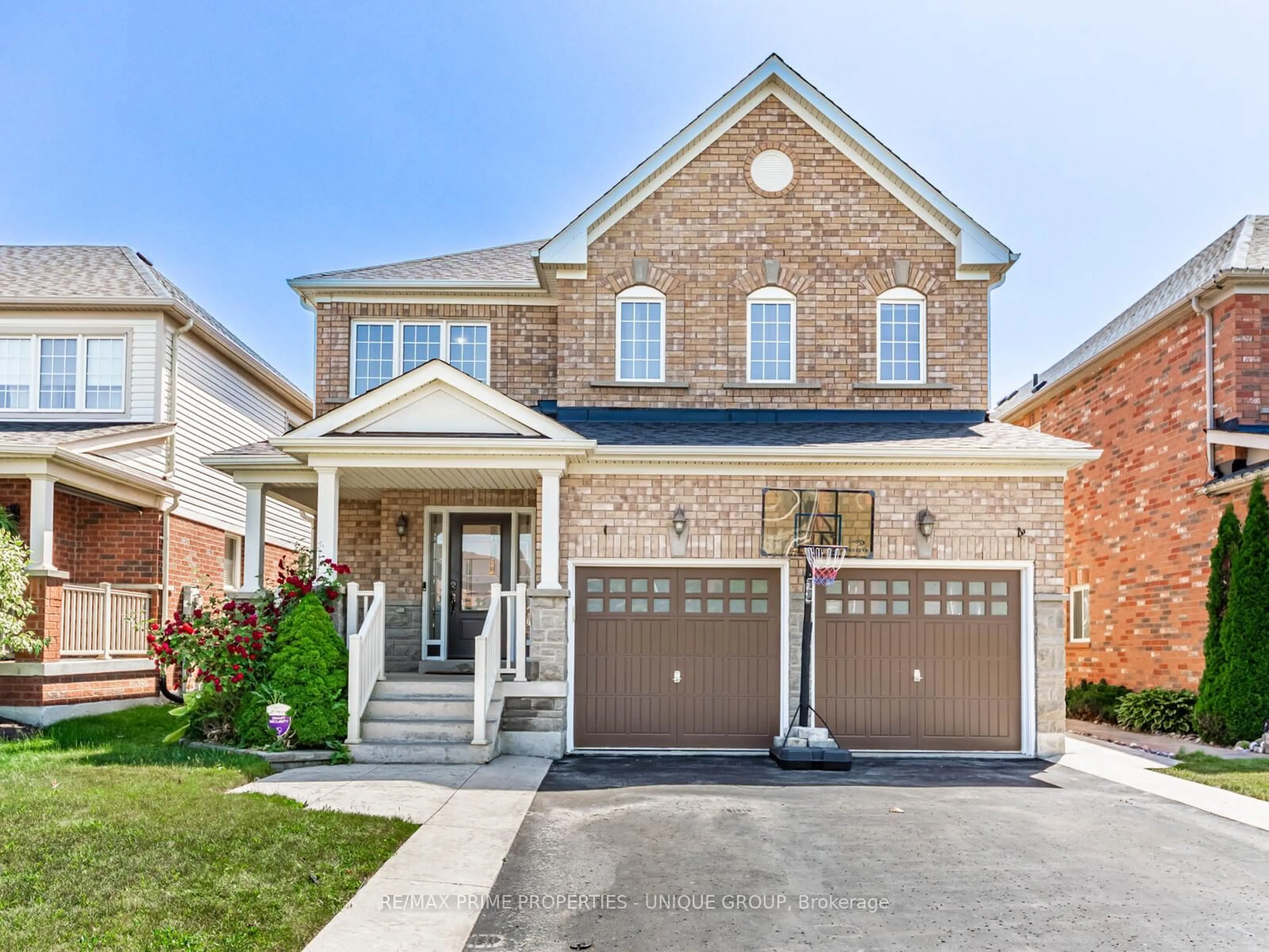 Home with brick exterior material, street for 981 Schooling Dr, Oshawa Ontario L1K 0J9