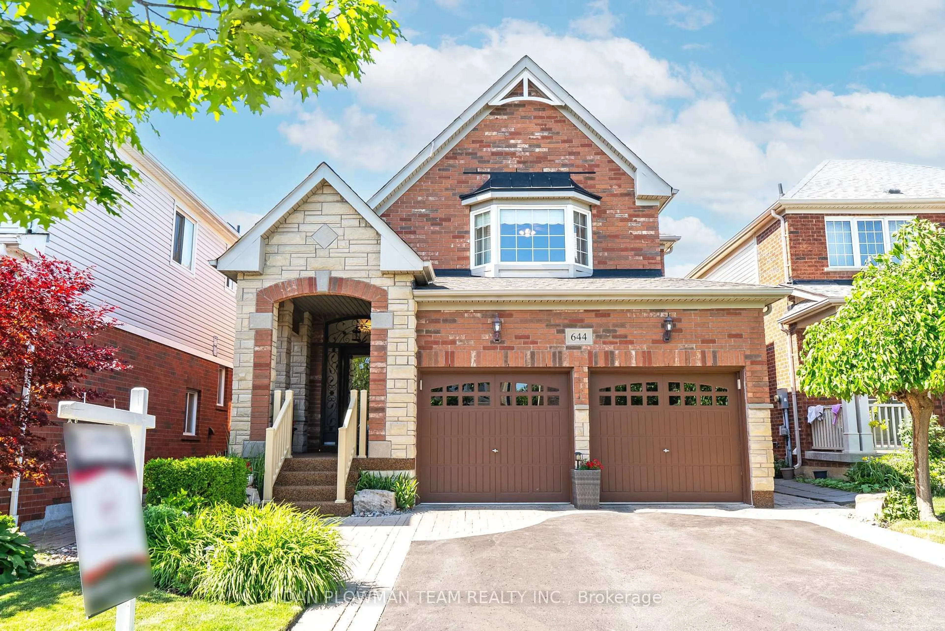 Home with brick exterior material, street for 644 Blackwood Blvd, Oshawa Ontario L1K 0G7