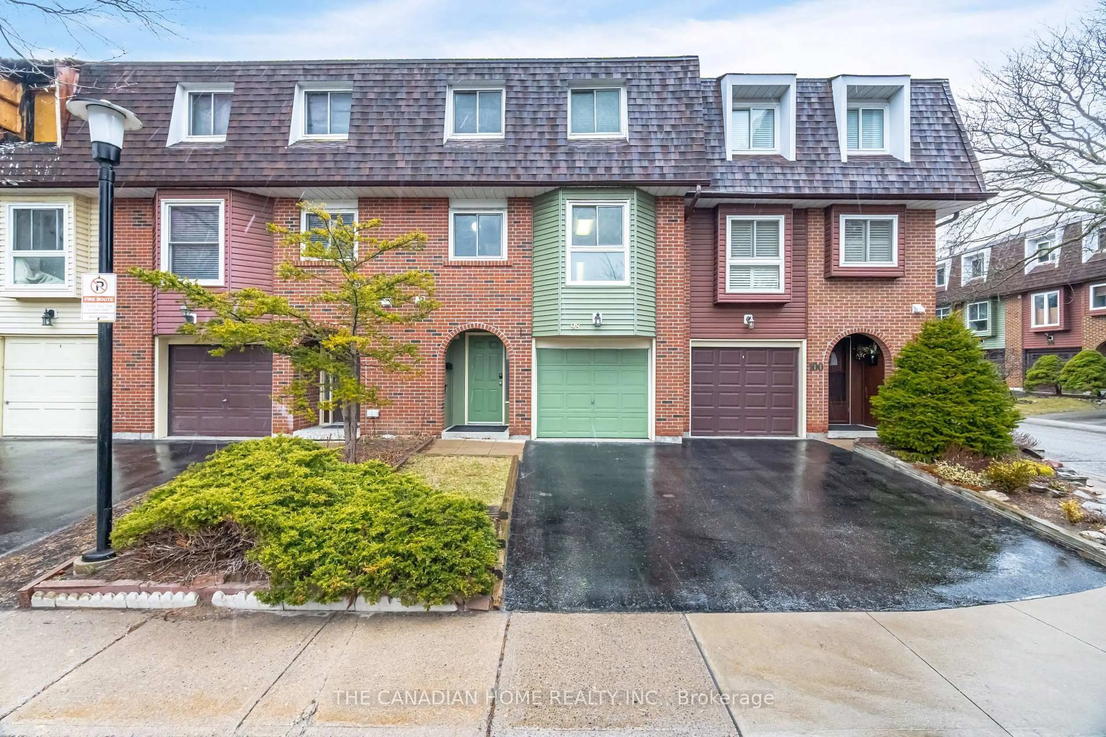 Home with brick exterior material, street for 4662 Kingston Rd #98, Toronto Ontario M1E 4Y7
