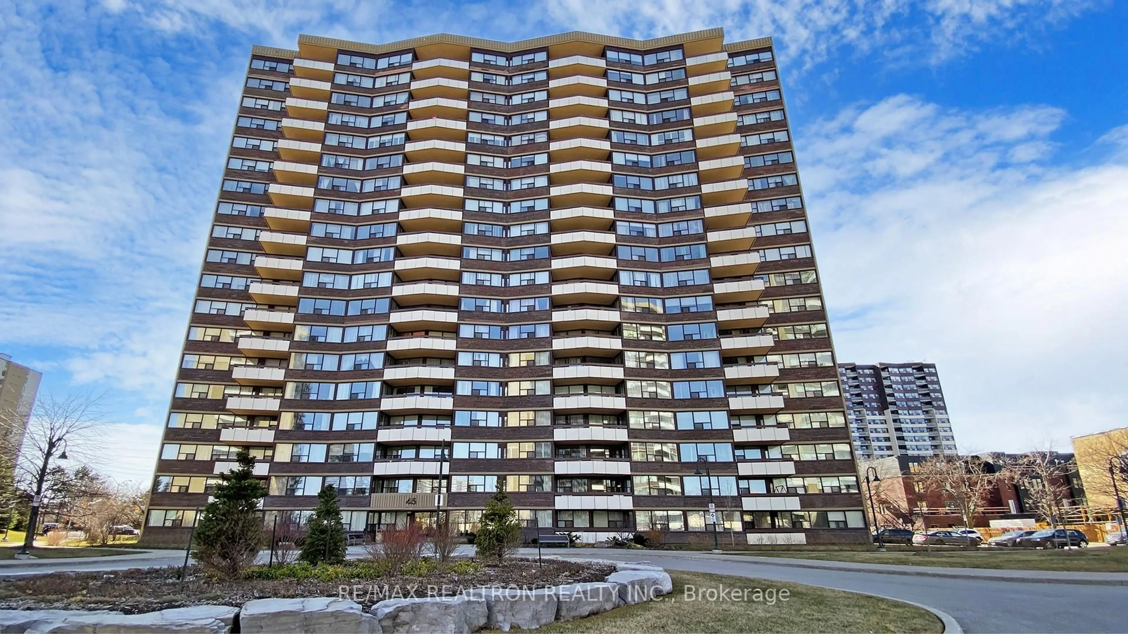 Unknown for 45 Huntingdale Blvd #1701, Toronto Ontario M1E 2W8