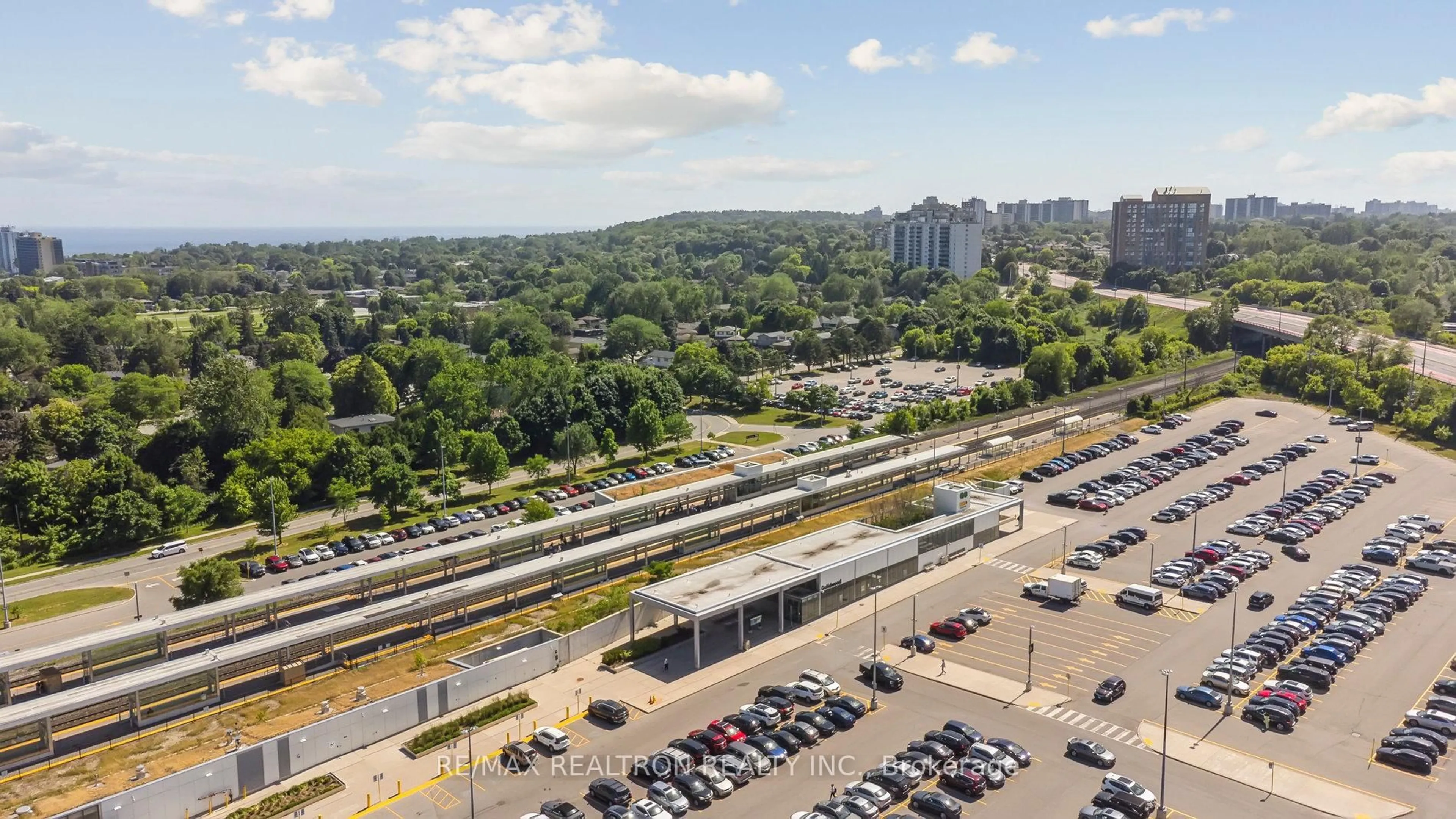 A pic from outside/outdoor area/front of a property/back of a property/a pic from drone, city buildings view from balcony for 145 Homestead Rd, Toronto Ontario M1E 3S1