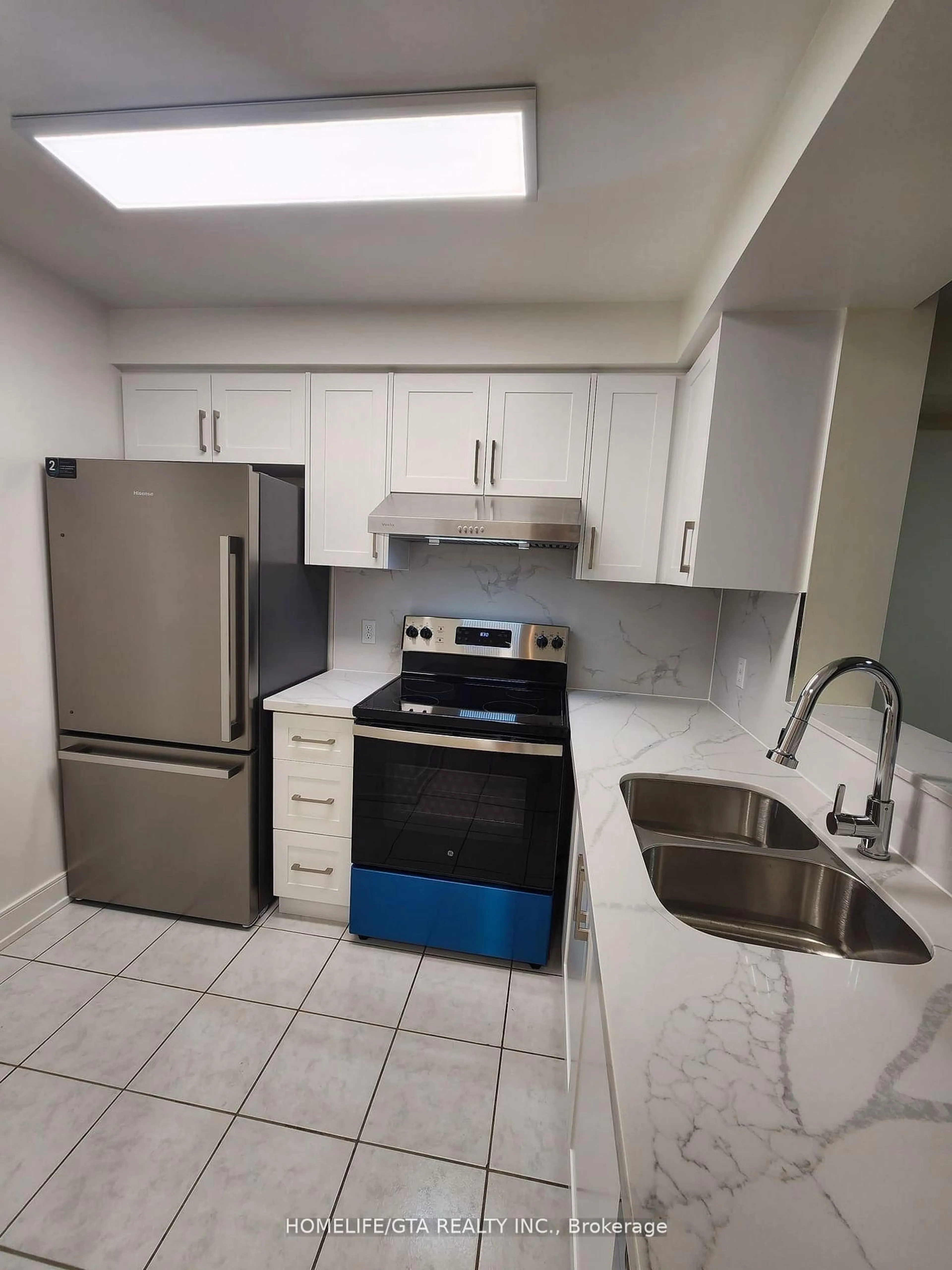 Standard kitchen, unknown for 2628 Mccowan Rd #716, Toronto Ontario M1S 5J8