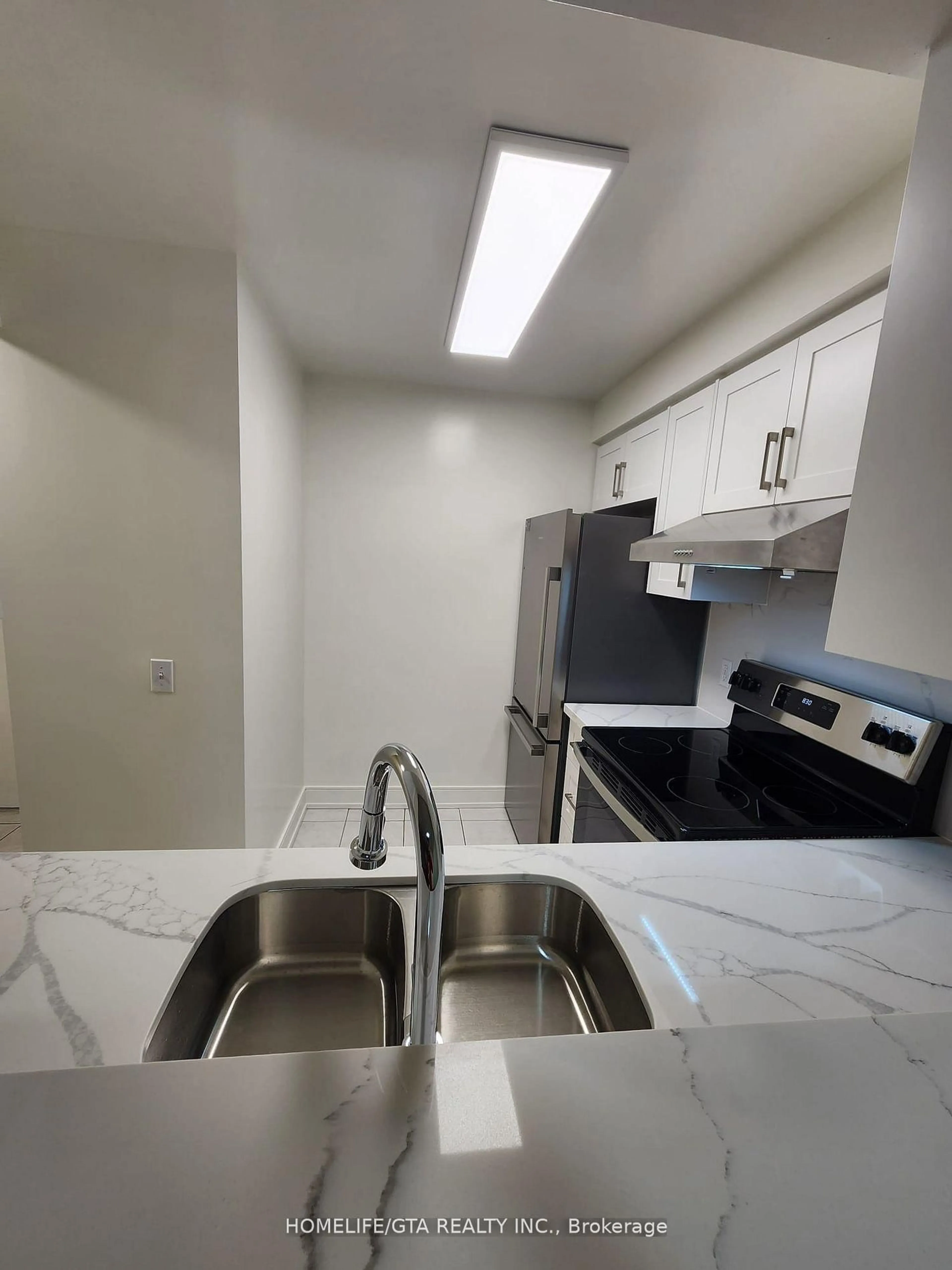 Standard kitchen, unknown for 2628 Mccowan Rd #716, Toronto Ontario M1S 5J8