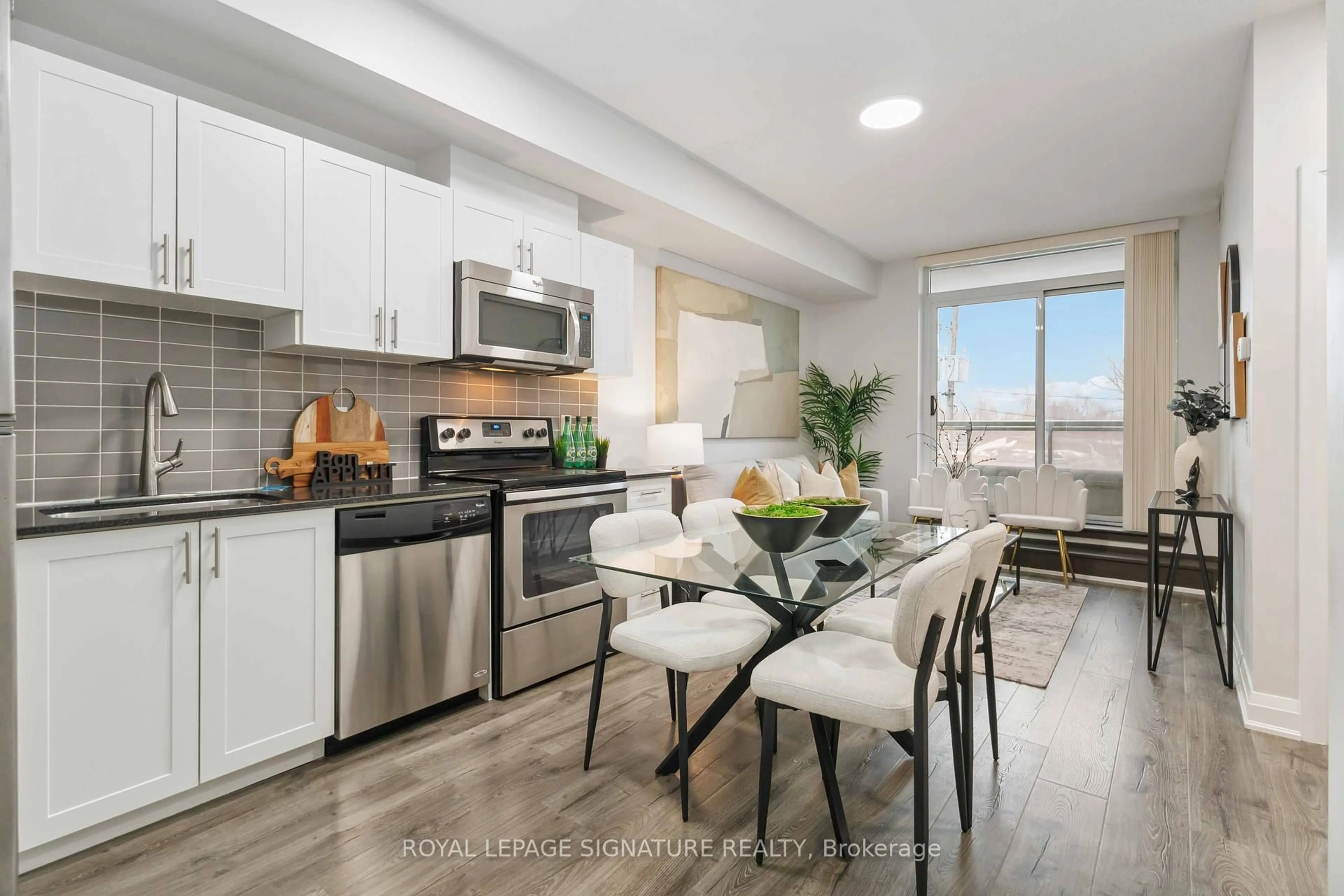 Open concept kitchen, unknown for 3520 Danforth Ave #212, Toronto Ontario M1L 1E5