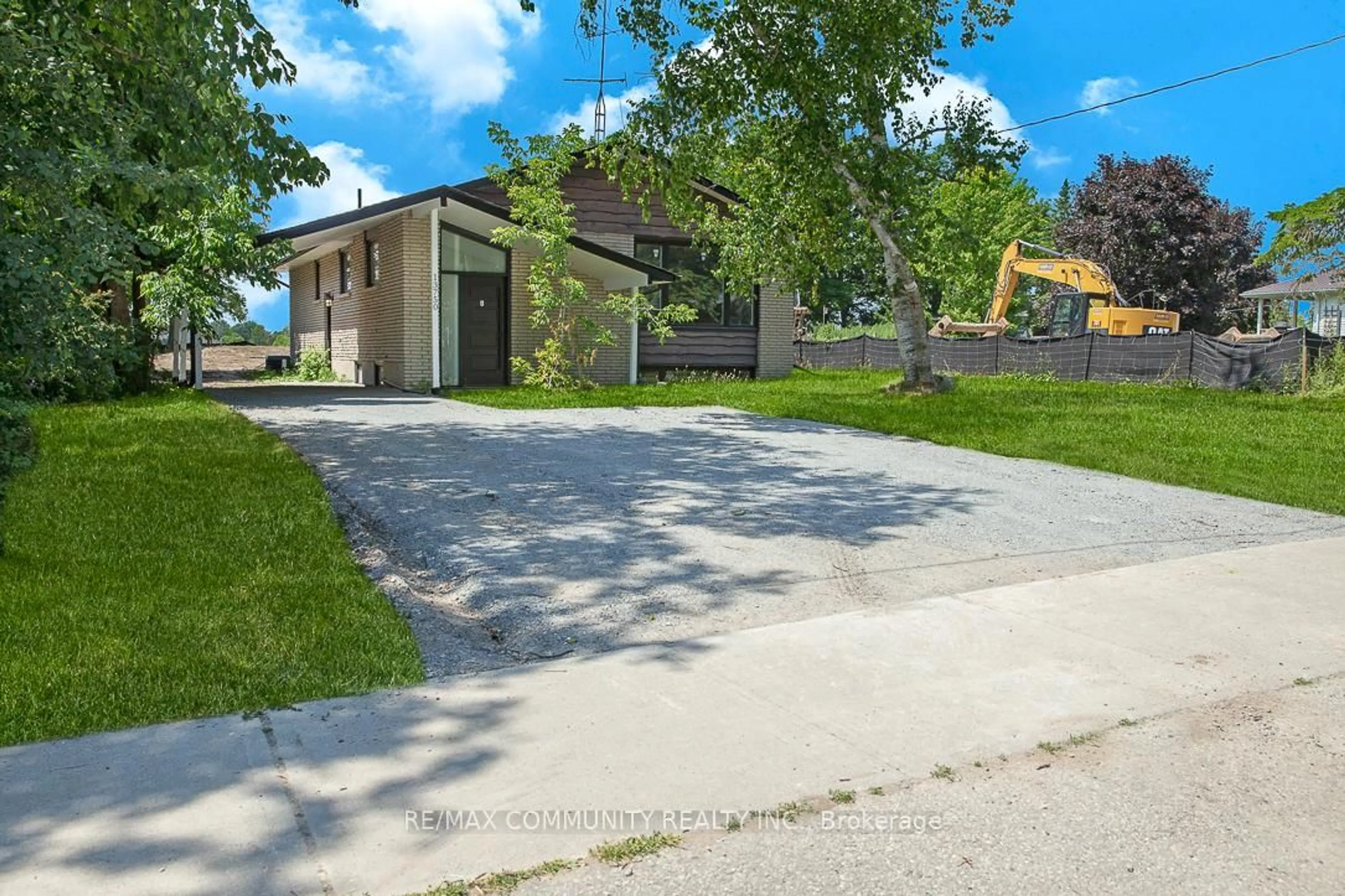 Unknown for 13750 Old Simcoe Rd, Scugog Ontario L9L 1C1