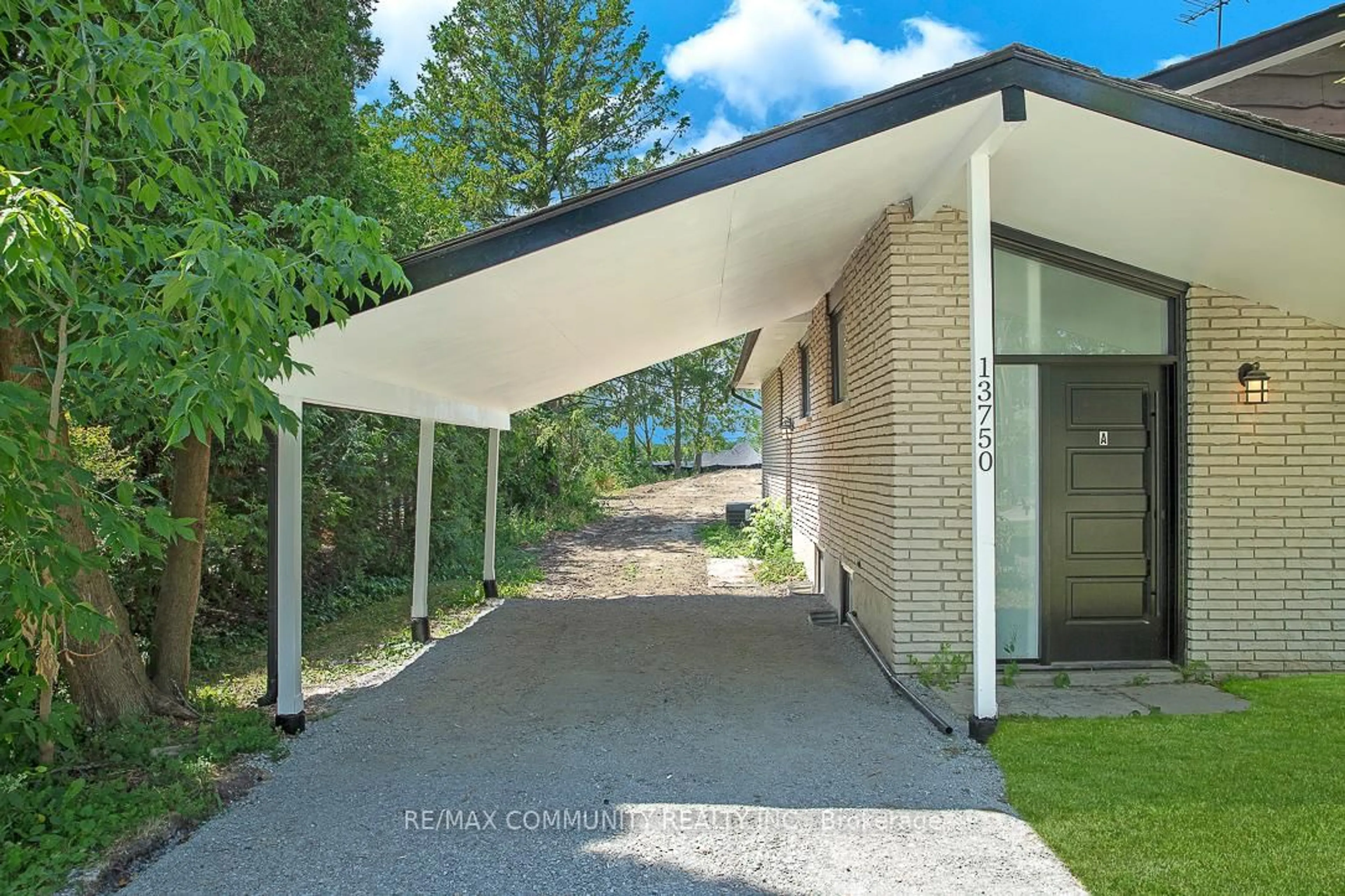Unknown for 13750 Old Simcoe Rd, Scugog Ontario L9L 1C1