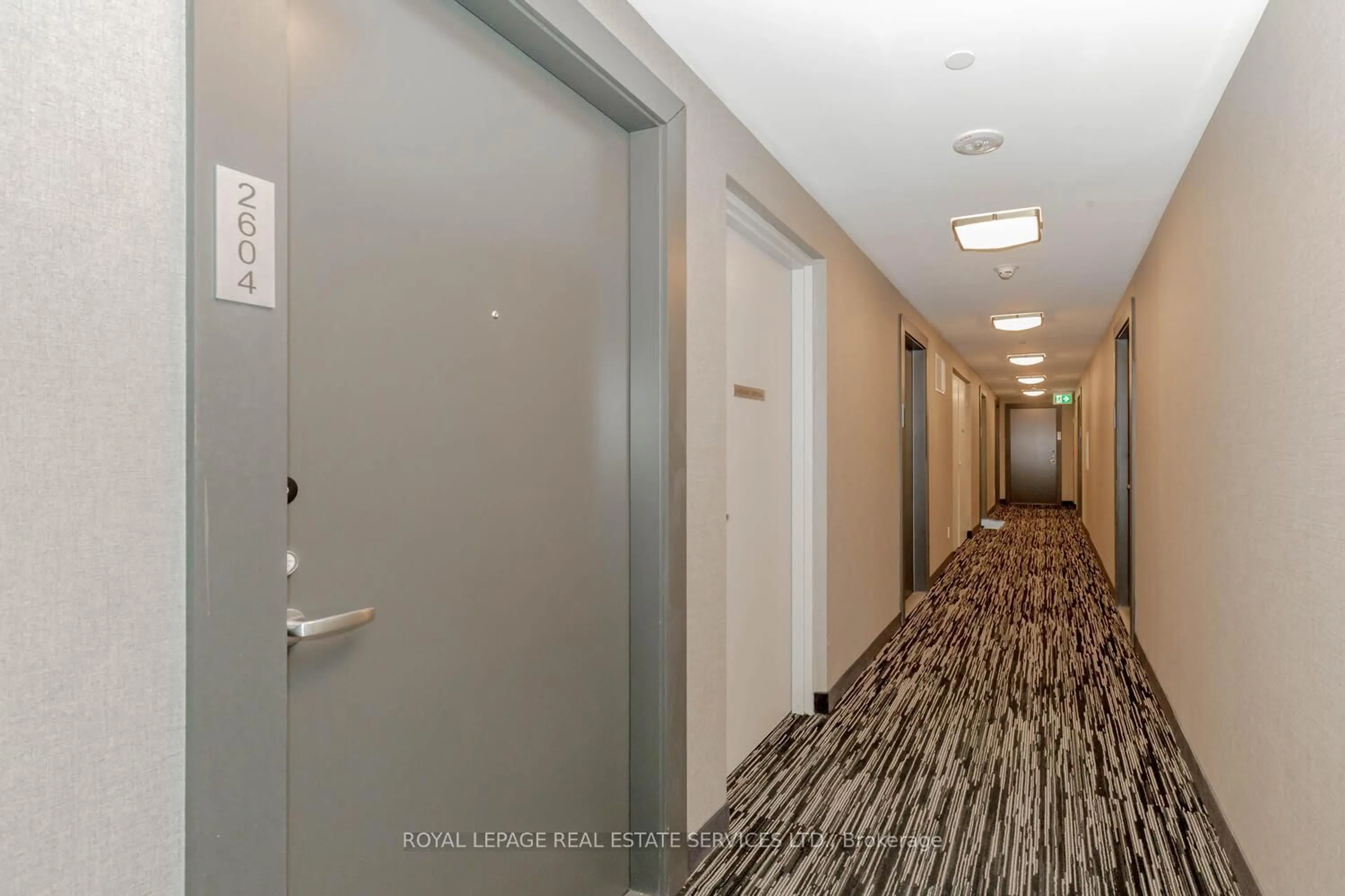 Indoor foyer for 286 Main St #2604, Toronto Ontario M4C 0B3