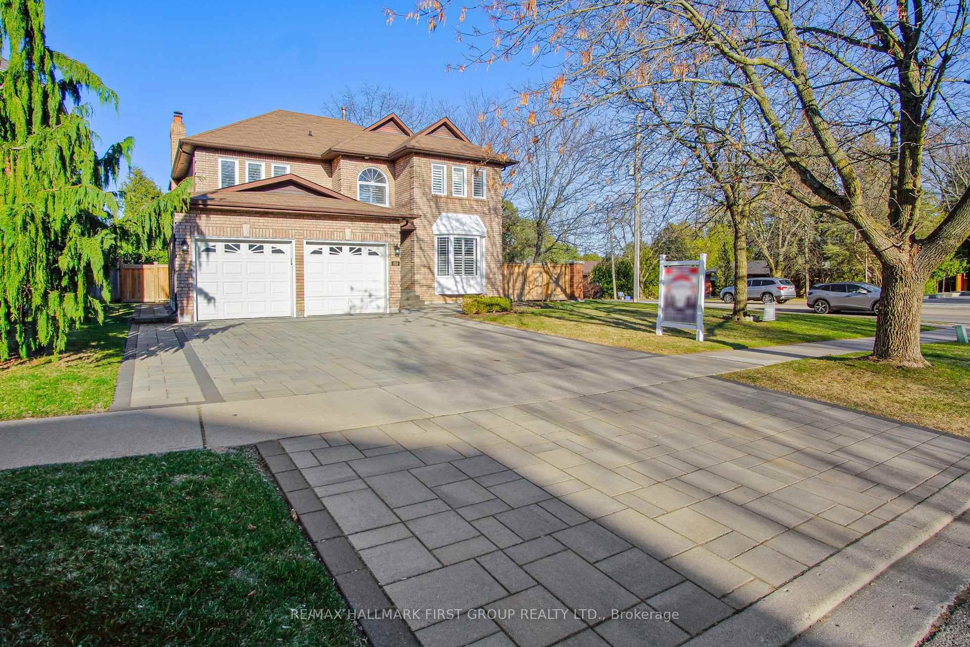 Unknown for 898 Darwin Dr, Pickering Ontario L1X 2P8