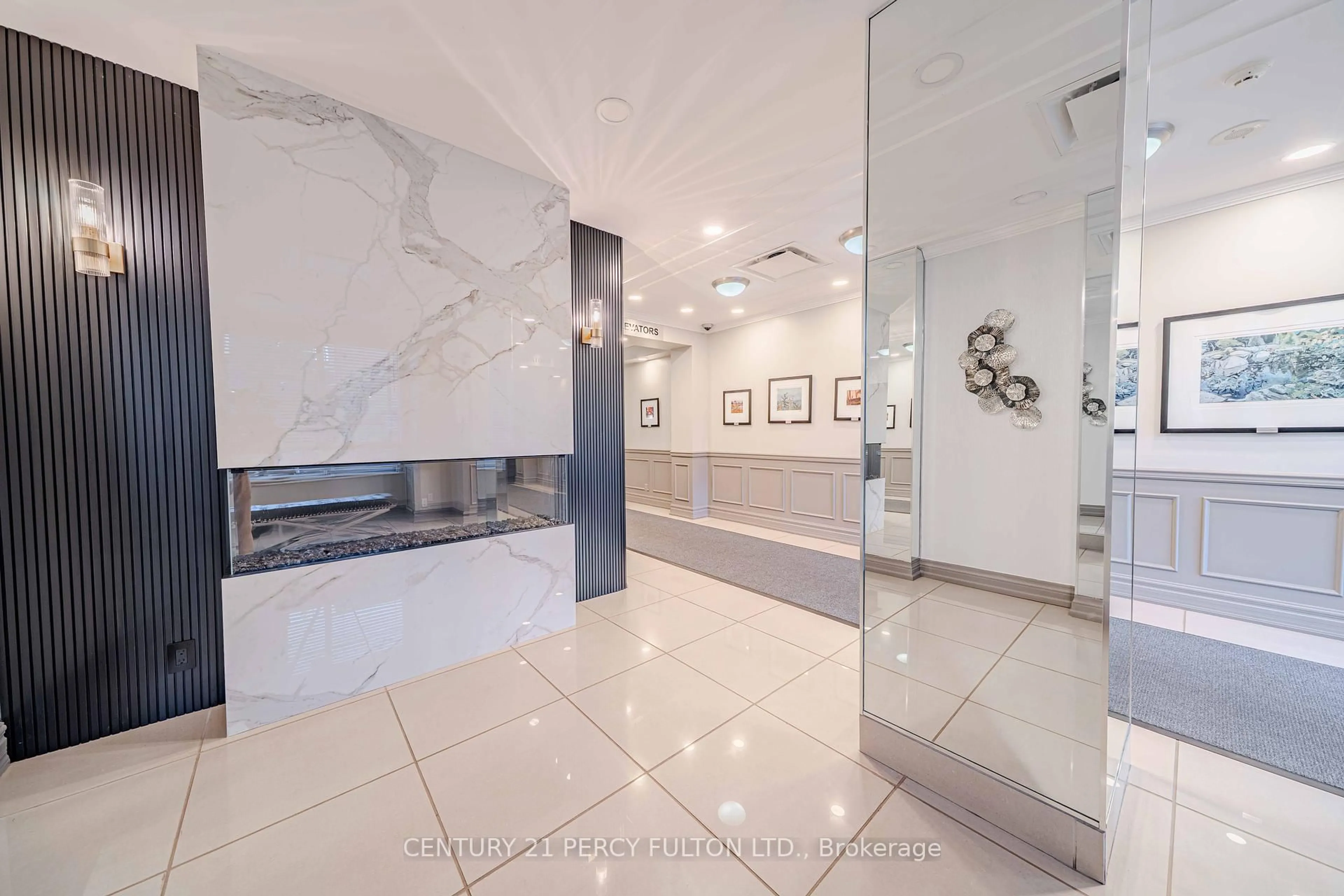 Indoor foyer for 1200 The Esplanade #615, Pickering Ontario L1V 6V3
