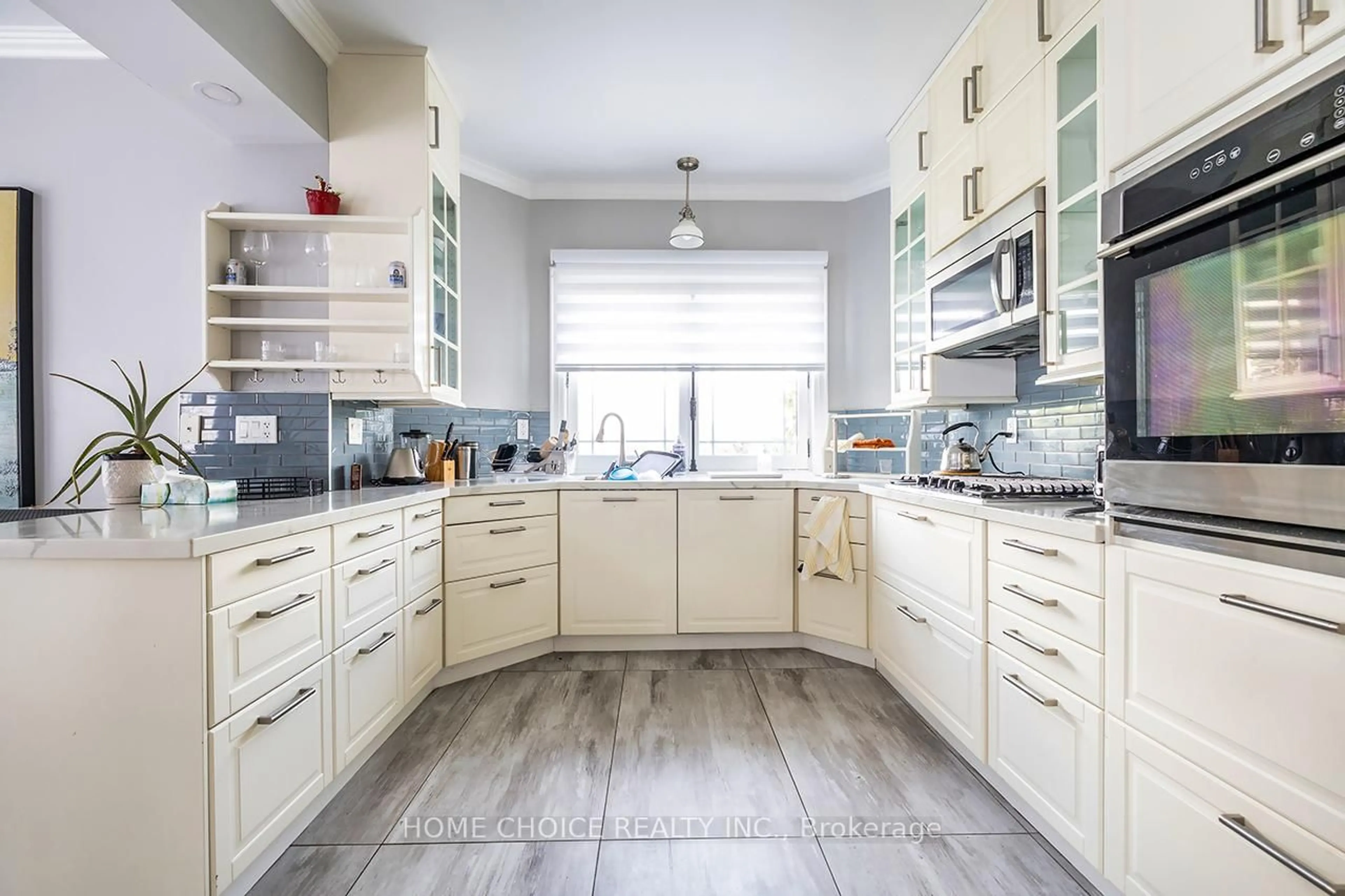 Contemporary kitchen, ceramic/tile floor for 961 Coates Rd, Oshawa Ontario L1H 7K4