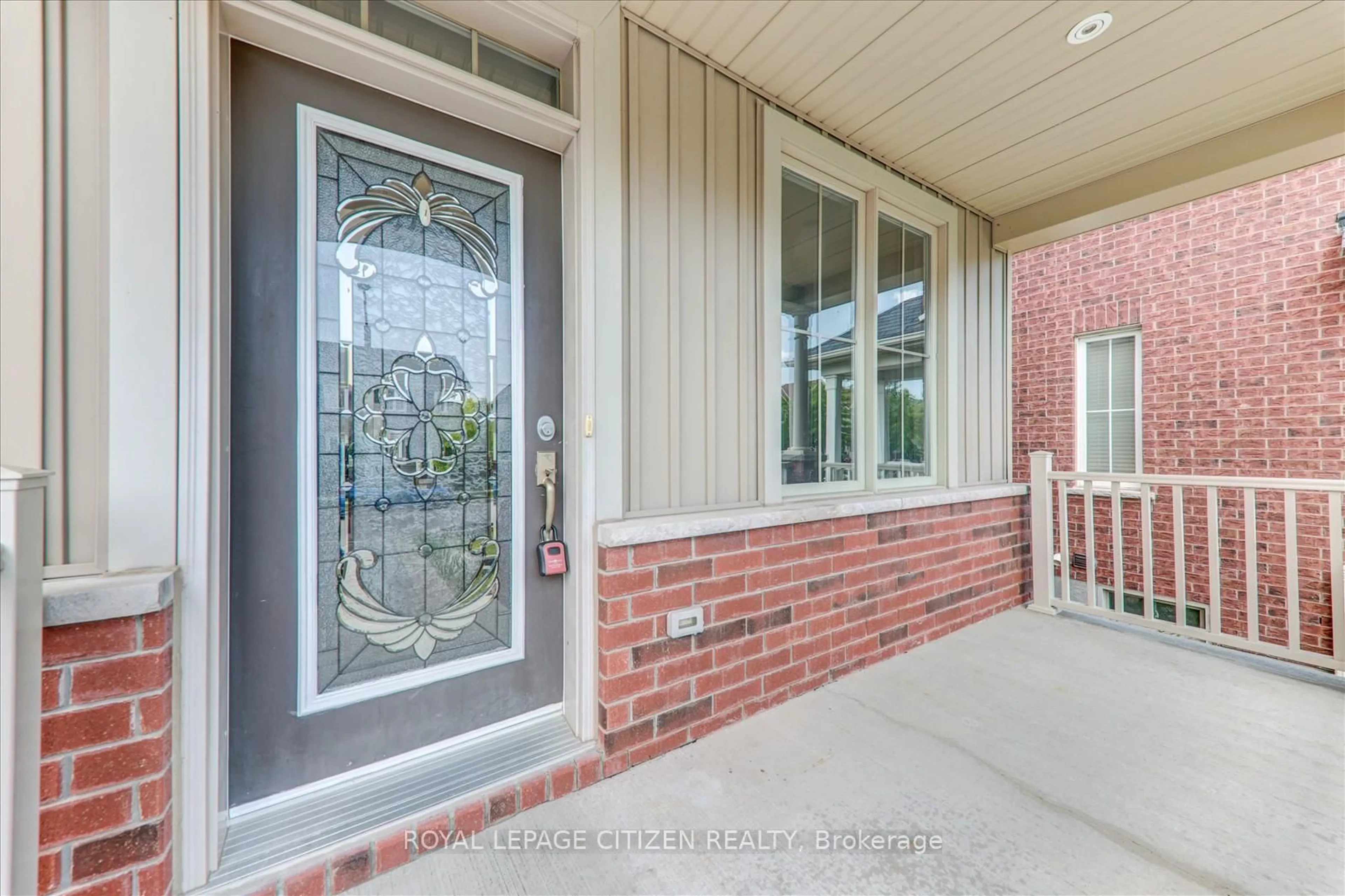 Indoor entryway for 22 Ted Miller Cres, Clarington Ontario L1C 0L8