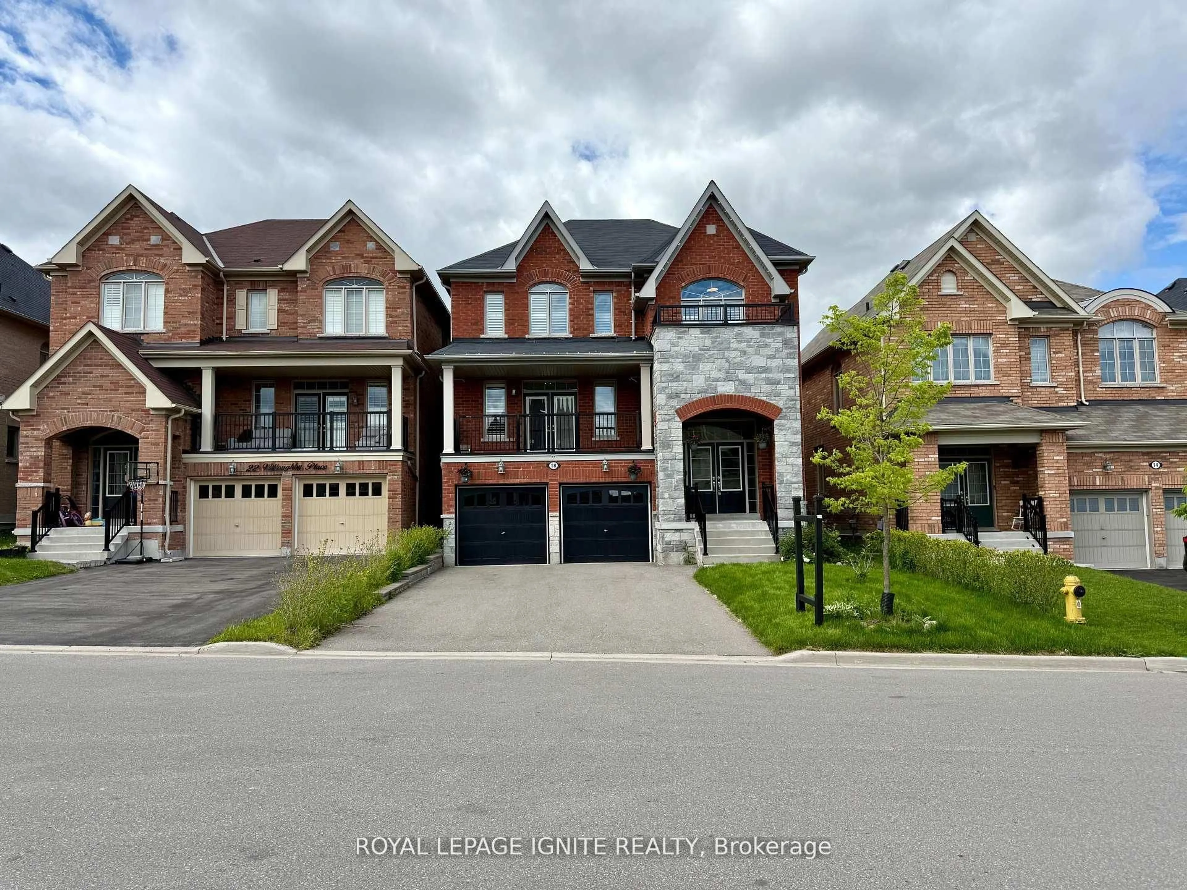 Home with brick exterior material, street for 18 Willoughby Pl, Clarington Ontario L1C 0W4