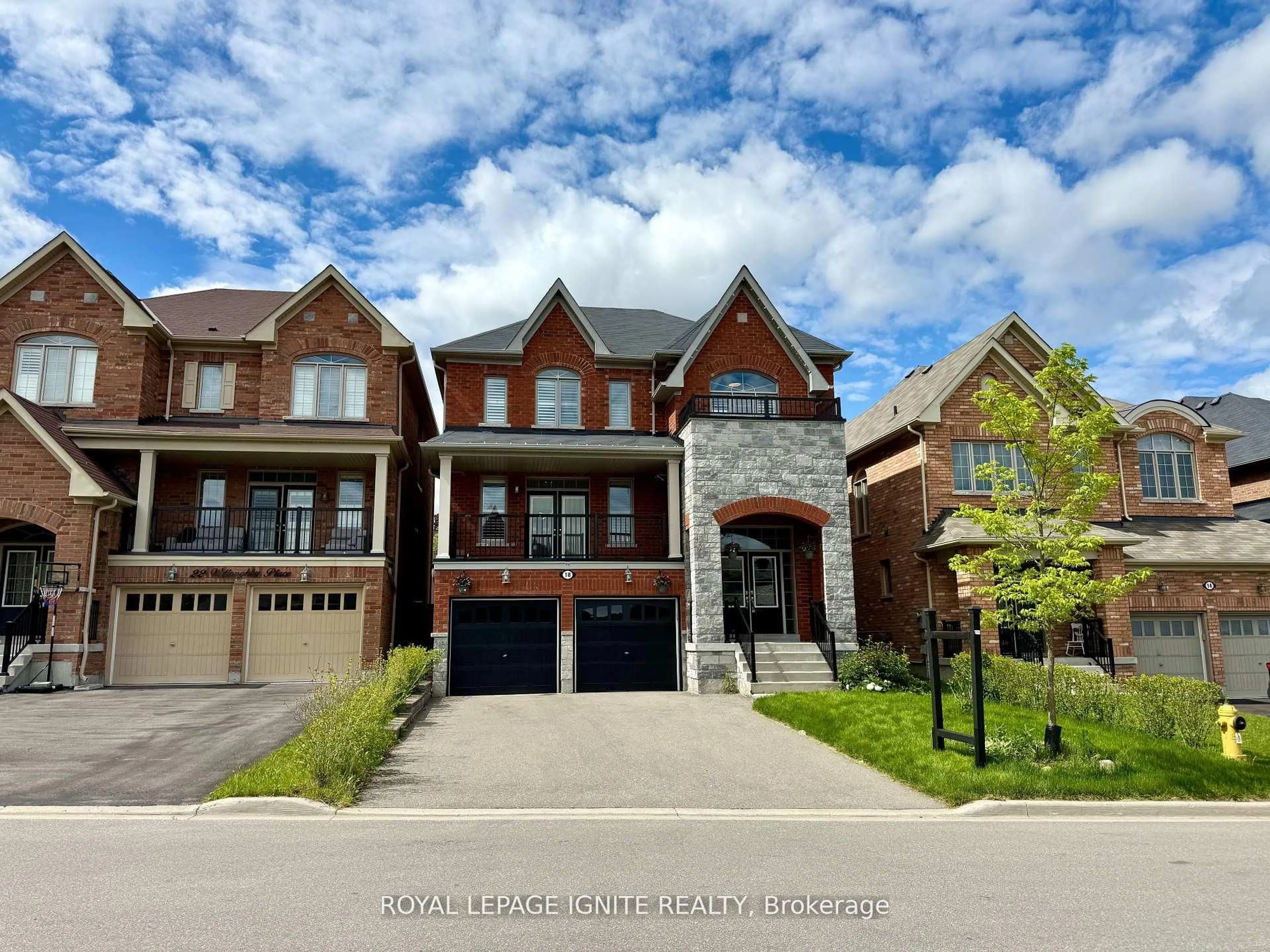 Home with brick exterior material, street for 18 Willoughby Pl, Clarington Ontario L1C 0W4