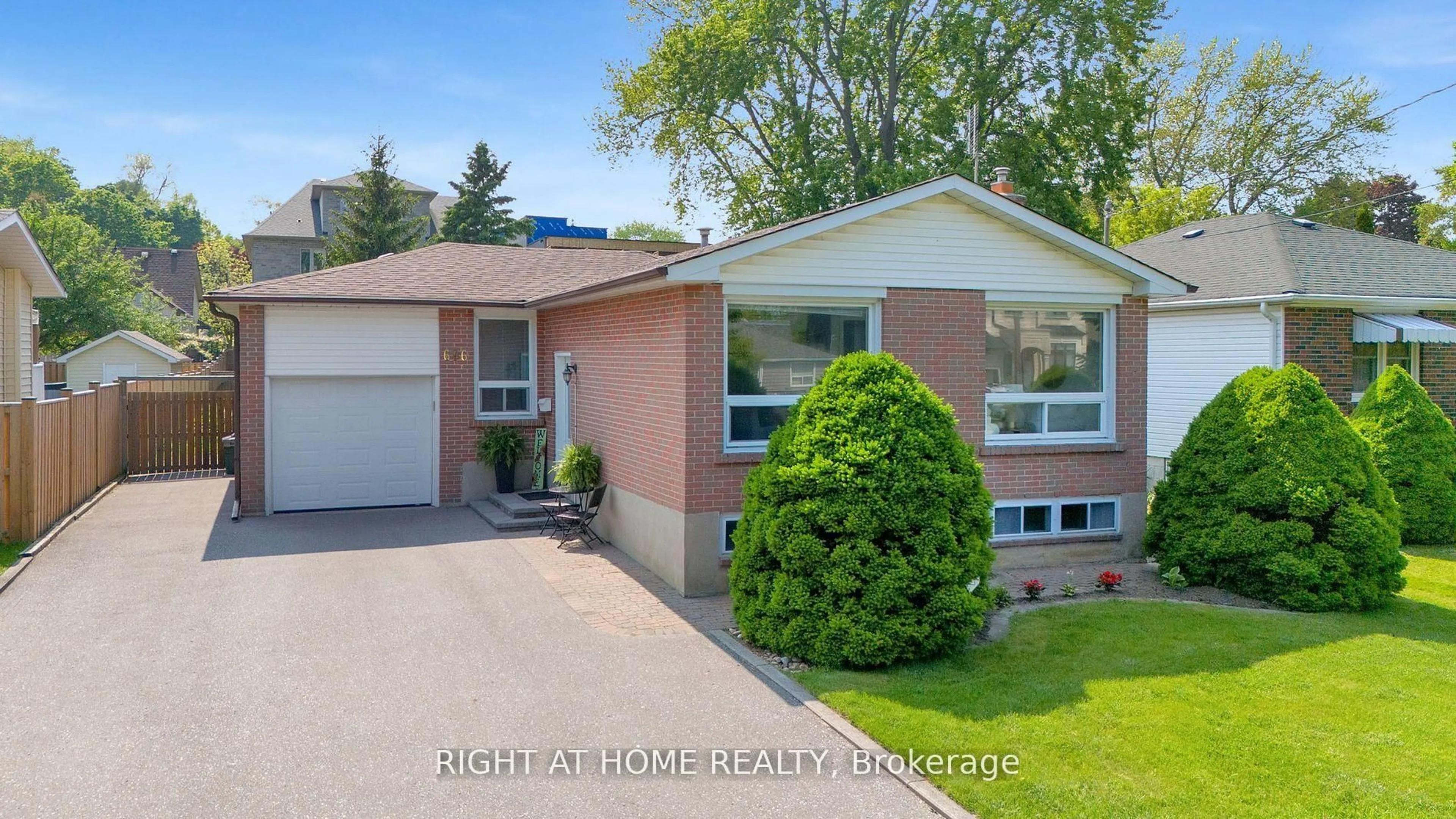 Home with vinyl exterior material, street for 696 Victory Dr, Pickering Ontario L1W 2S2