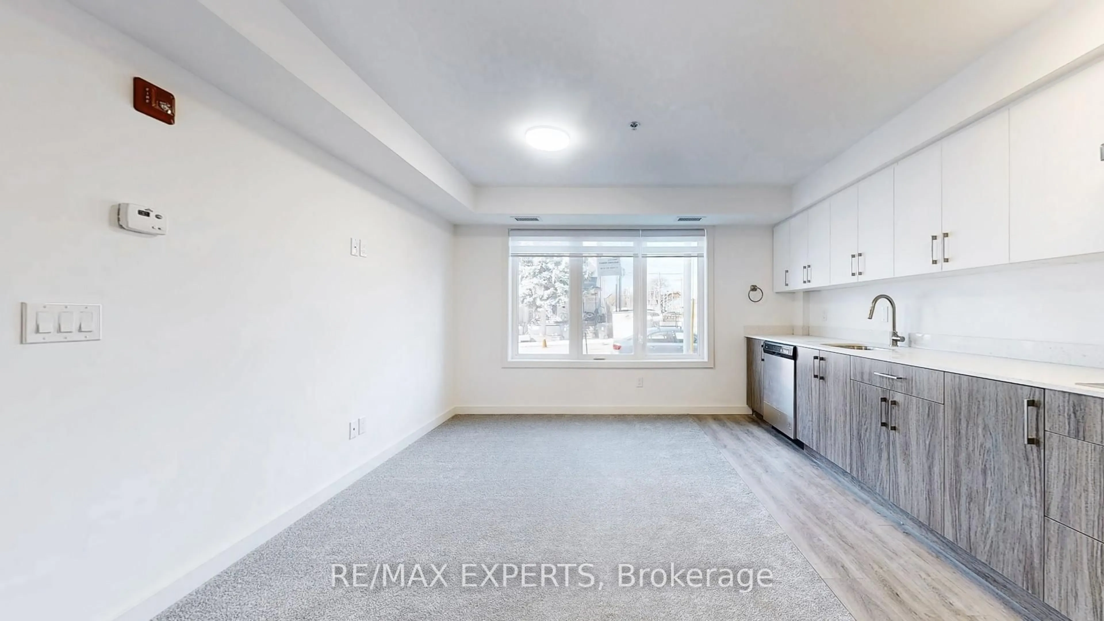 A pic of a room for 45 Connaught Ave #101, Toronto Ontario M4L 2V8