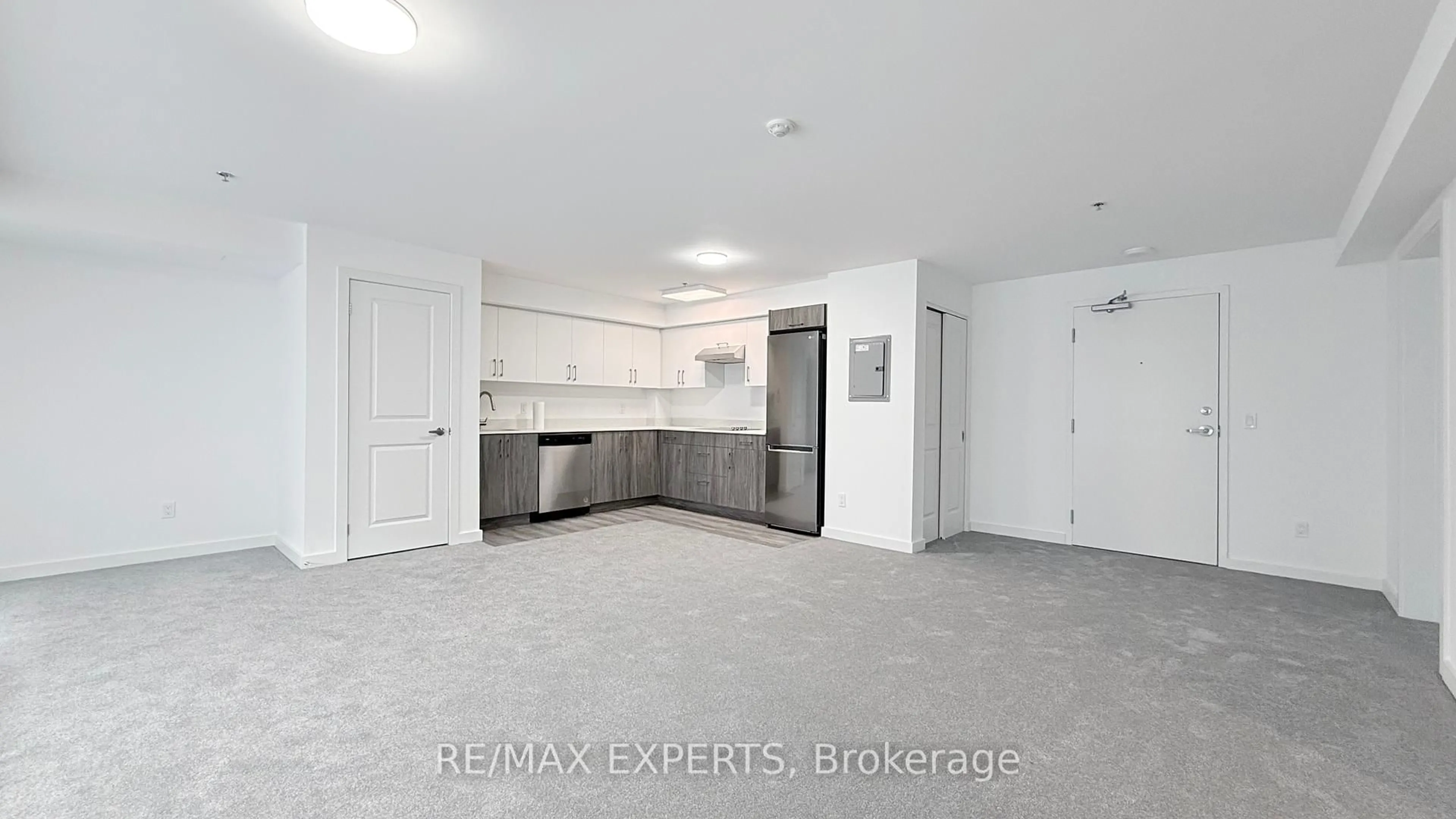 A pic of a room for 45 Connaught Ave #302, Toronto Ontario M4L 2V8