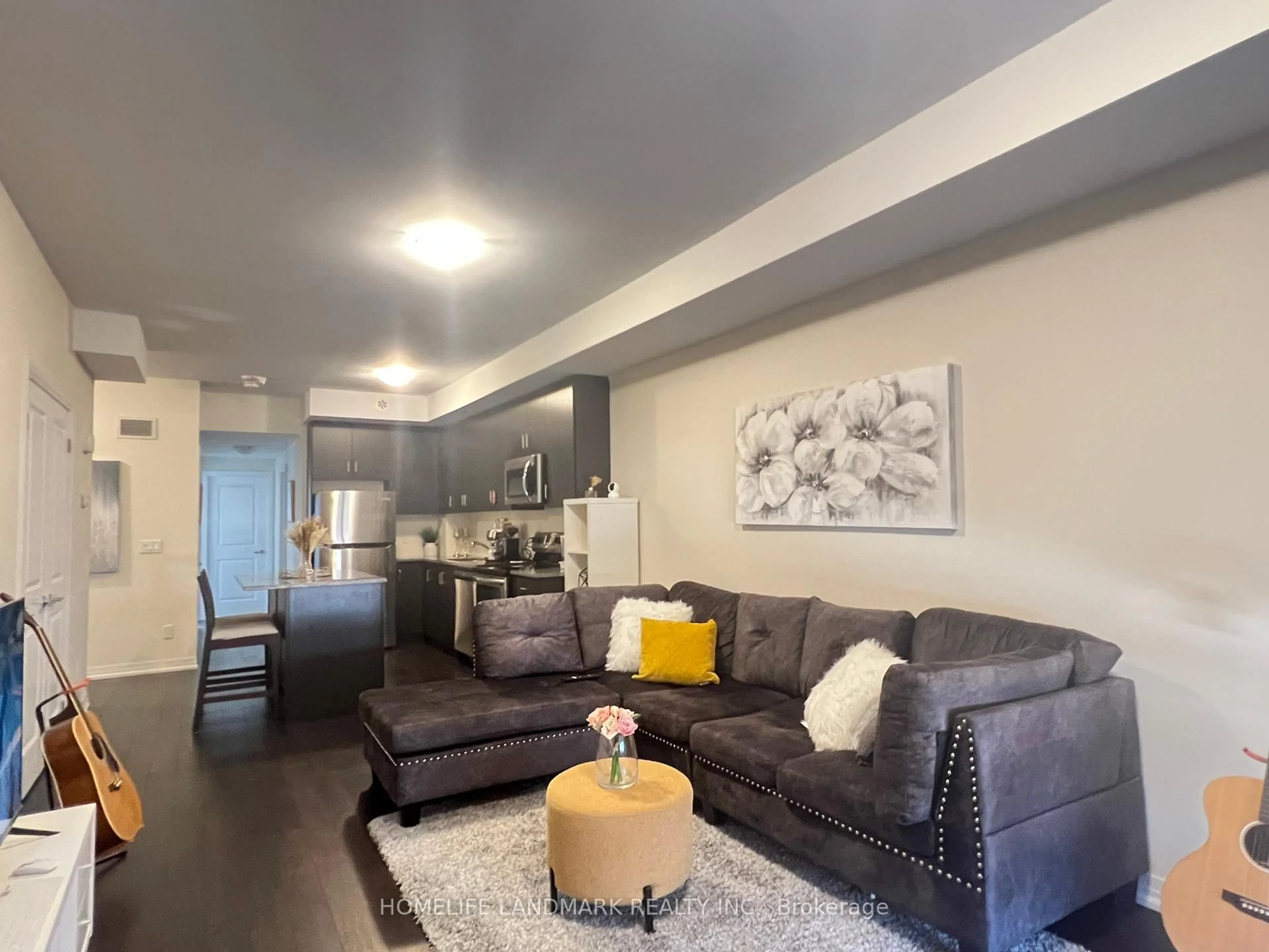 Living room with furniture, unknown for 2635 William Jackson Dr #810, Pickering Ontario L1X 0L4