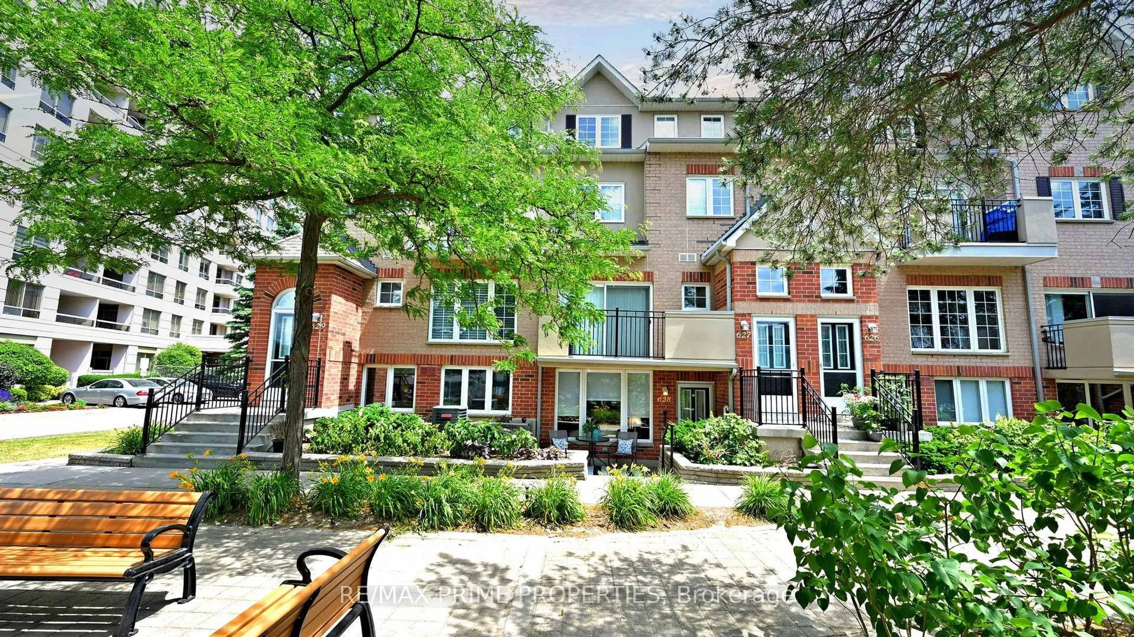 Home with brick exterior material, street for 1400 The Esplanade #628, Pickering Ontario L1V 6V2