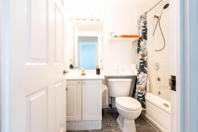Additional property image - 1 Lee Centre Dr Unit 1506