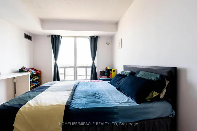 Additional property image - 1 Lee Centre Dr Unit 1506