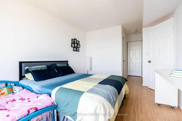 Additional property image - 1 Lee Centre Dr Unit 1506