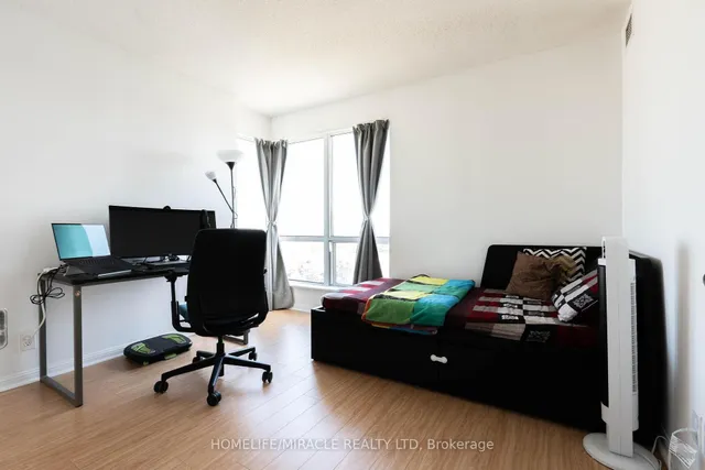 Additional property image - 1 Lee Centre Dr Unit 1506